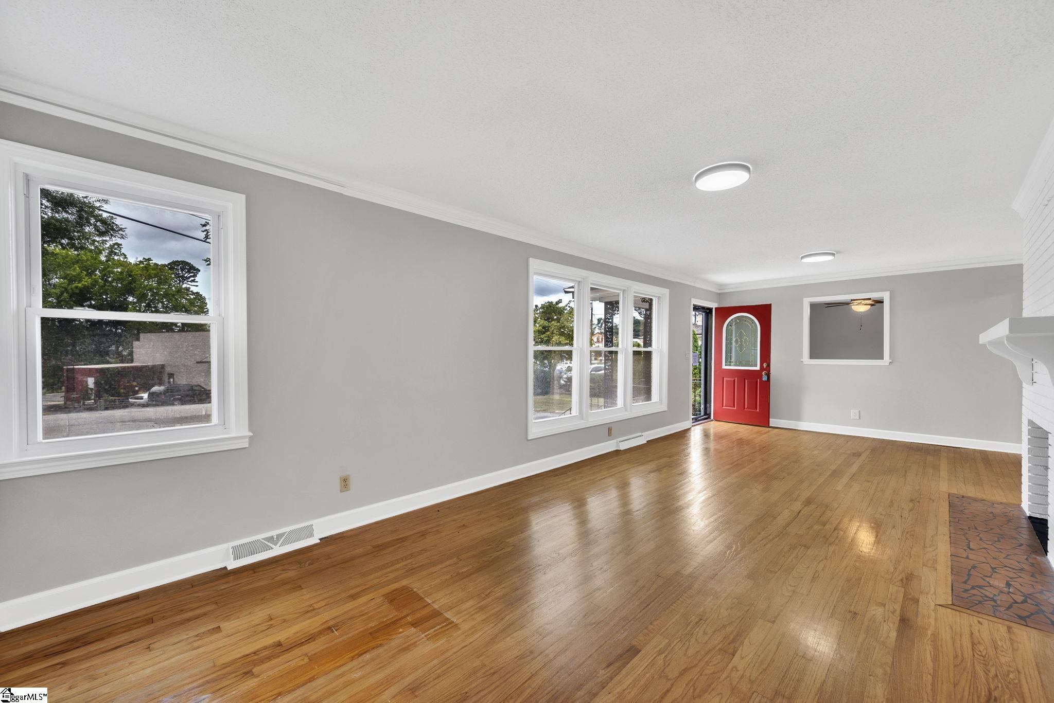 1 Elizabeth Drive Property Photo 4