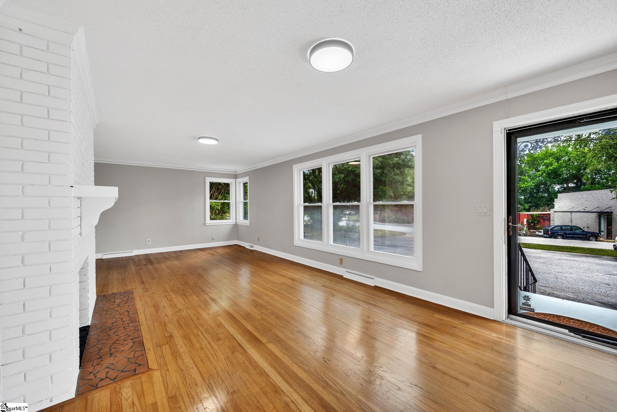 1 Elizabeth Drive Property Photo 5