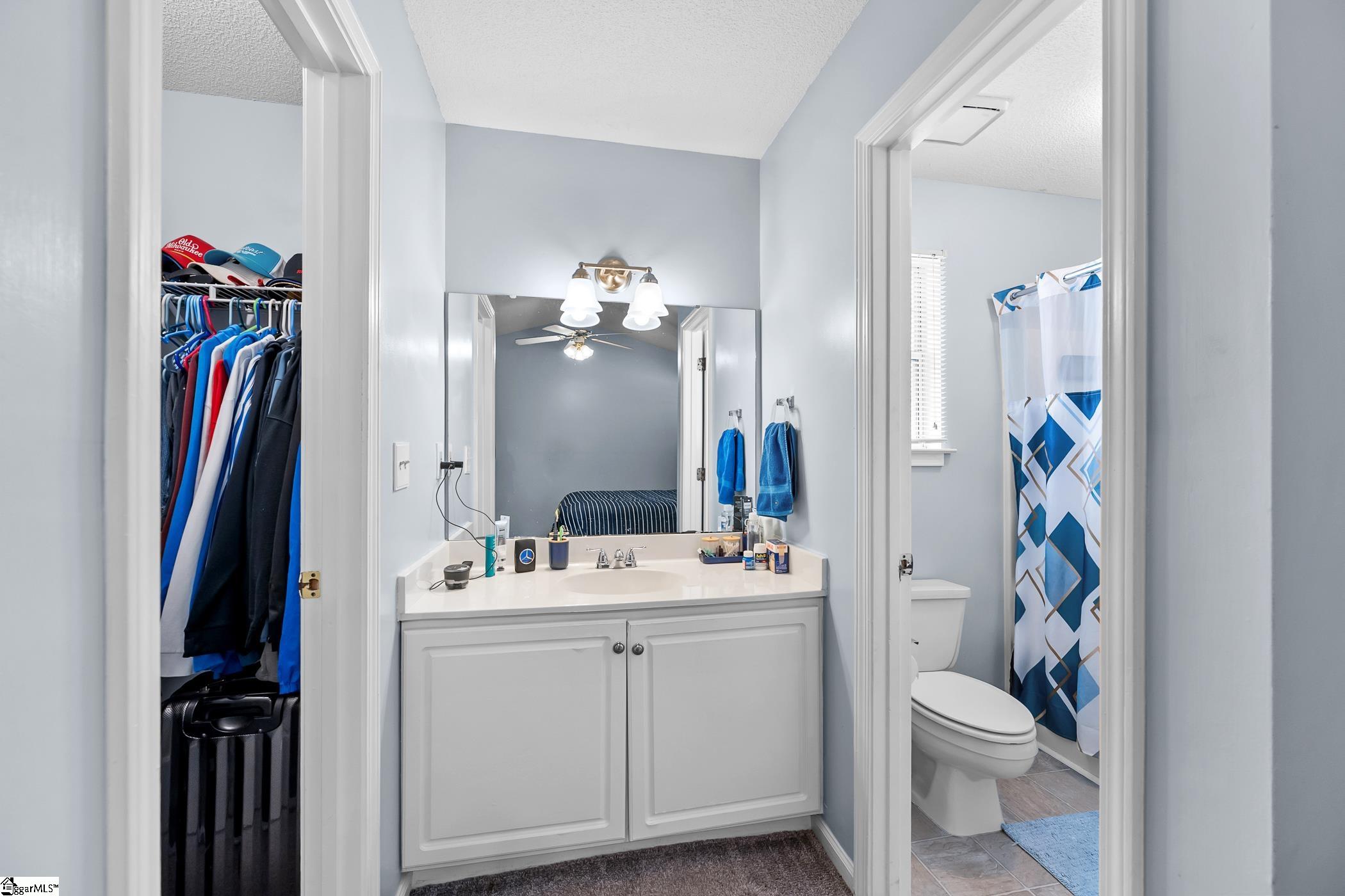 109 W Fall River Way Property Photo 15