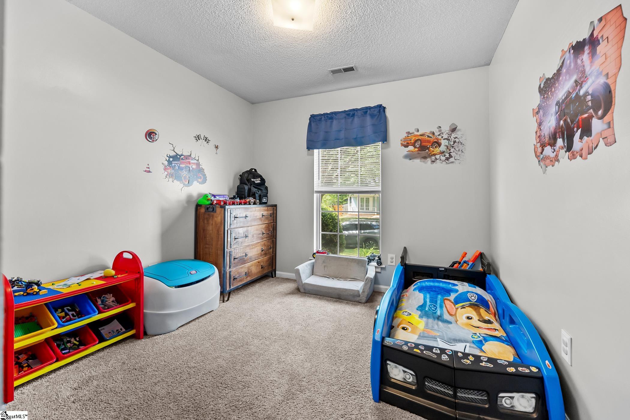109 W Fall River Way Property Photo 17