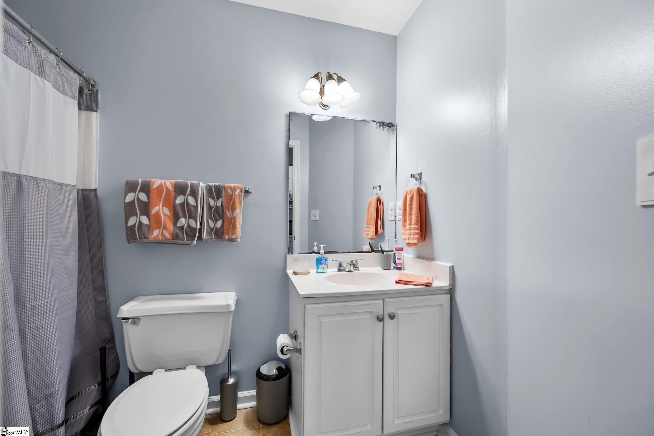 109 W Fall River Way Property Photo 20