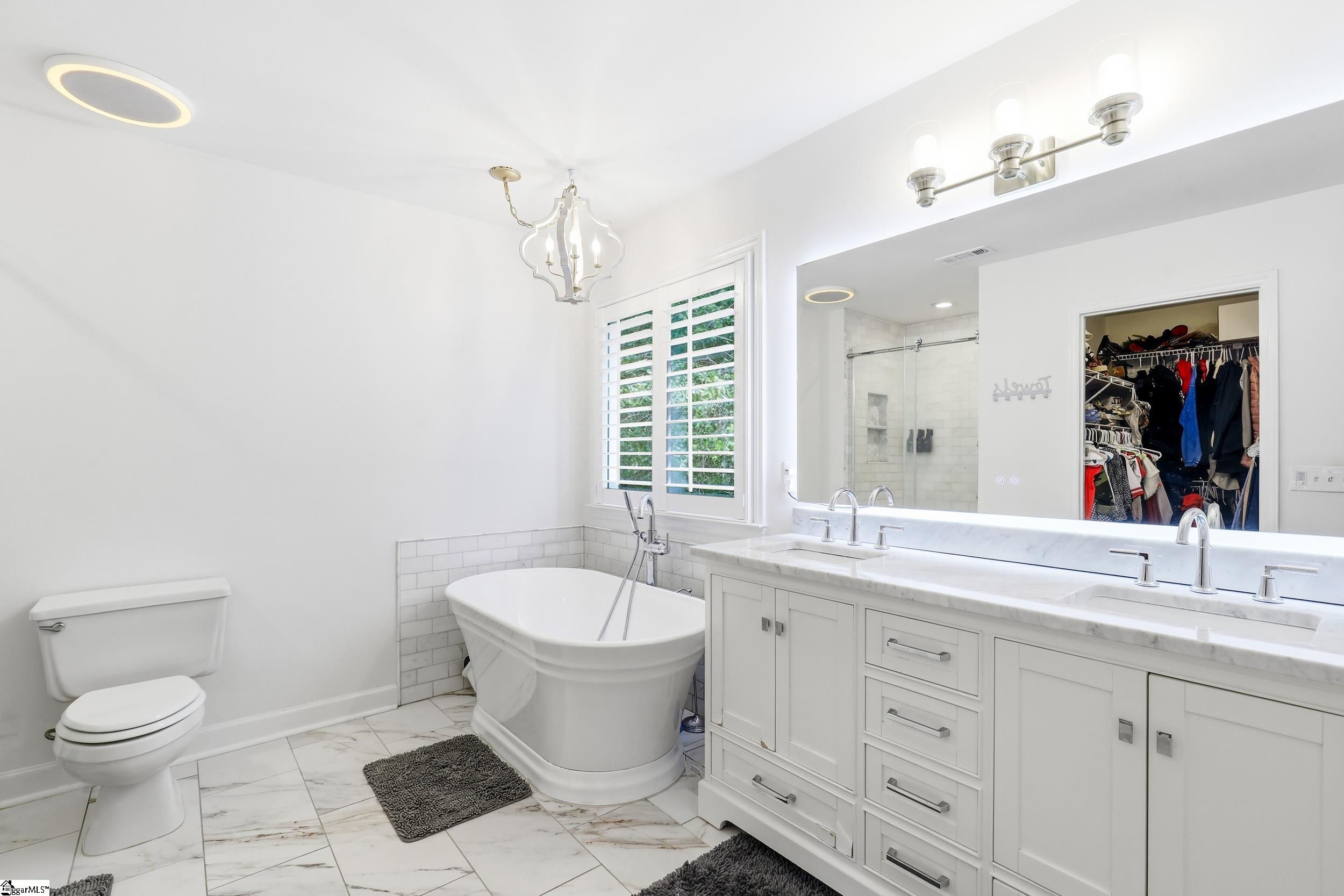 3 Huntsman Court Property Photo 17