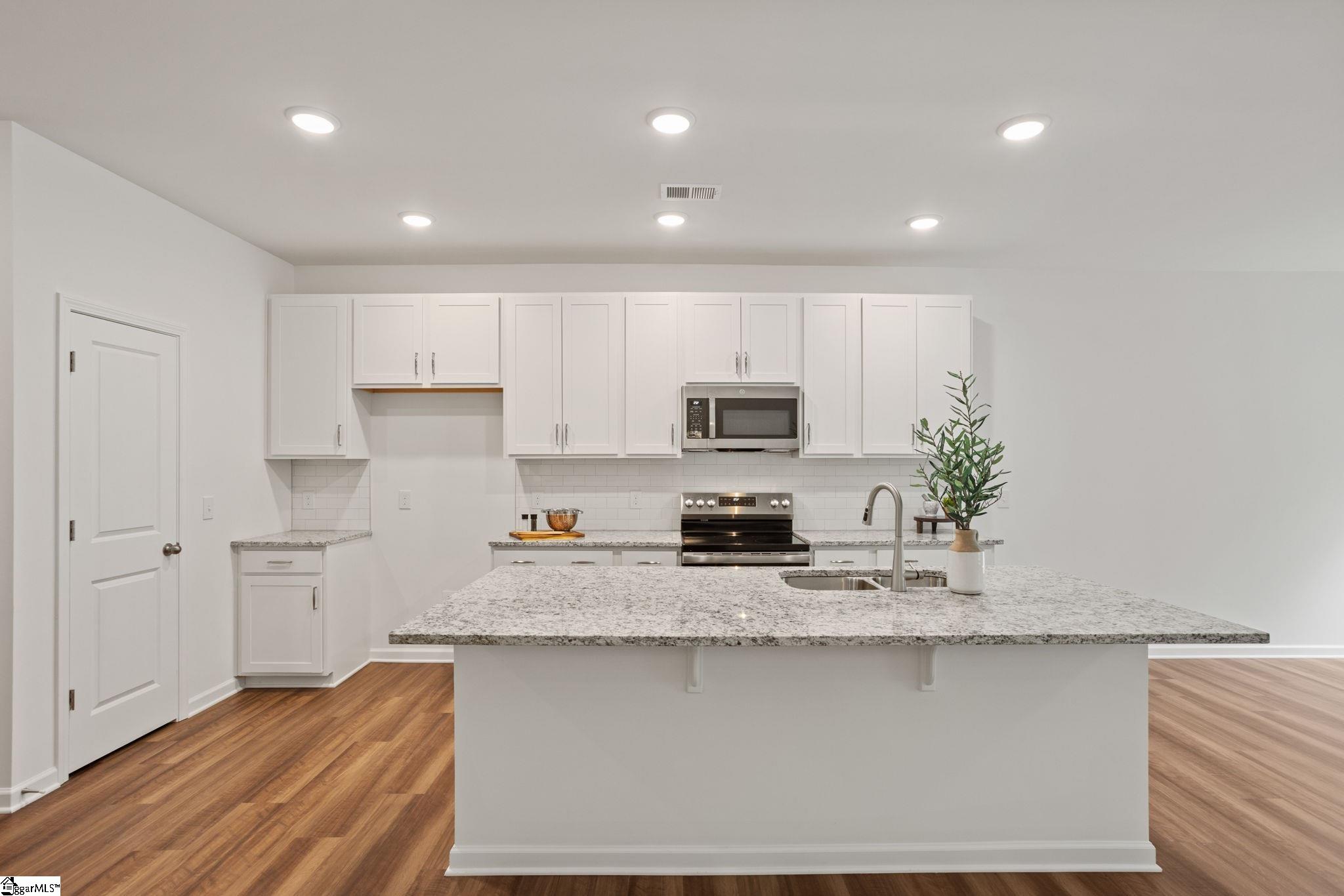 203 Spartina Court Property Photo 6