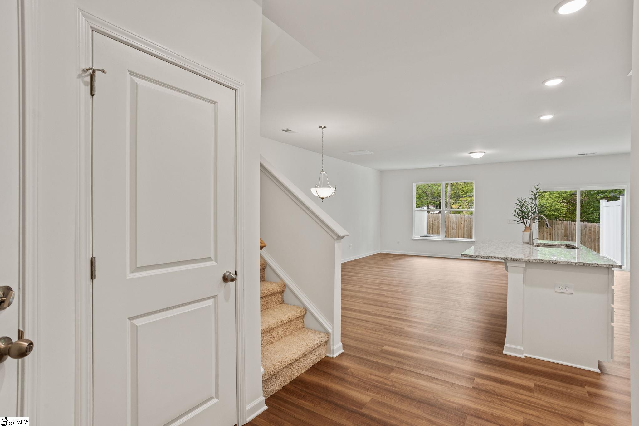 204 Spartina Court Property Photo 6