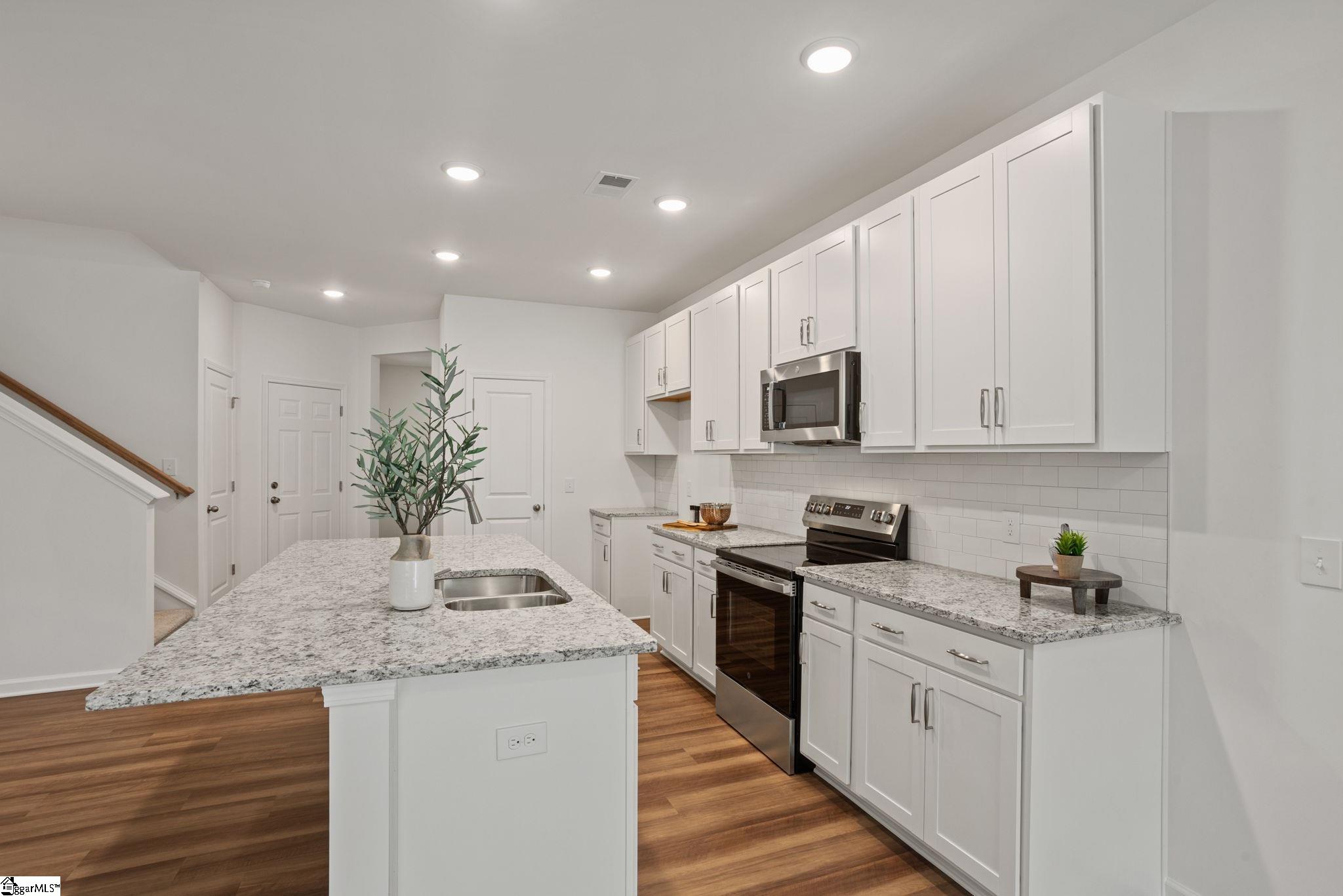 205 Spartina Court Property Photo 4