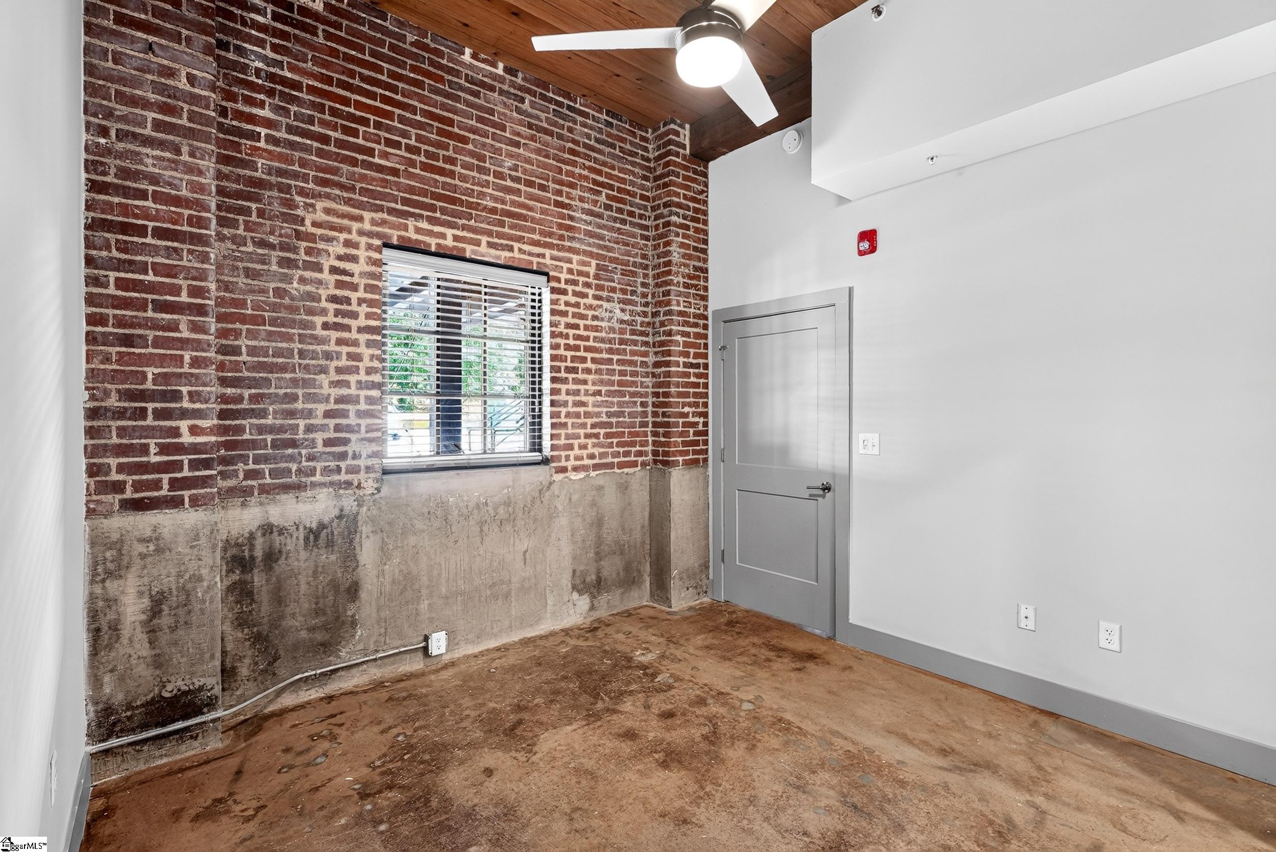 806 Green Avenue Property Photo 12