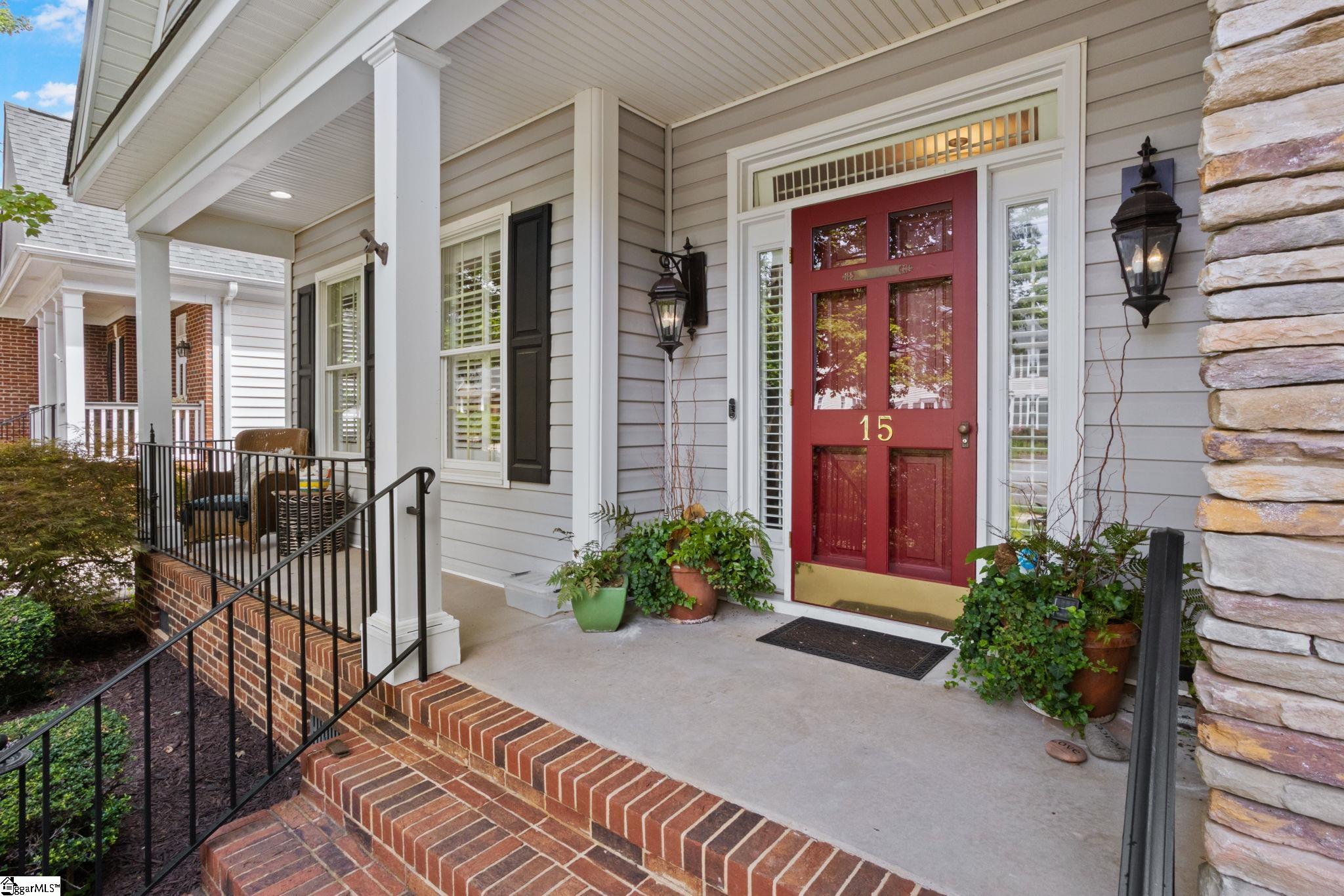 15 Crabapple Court Property Photo 5
