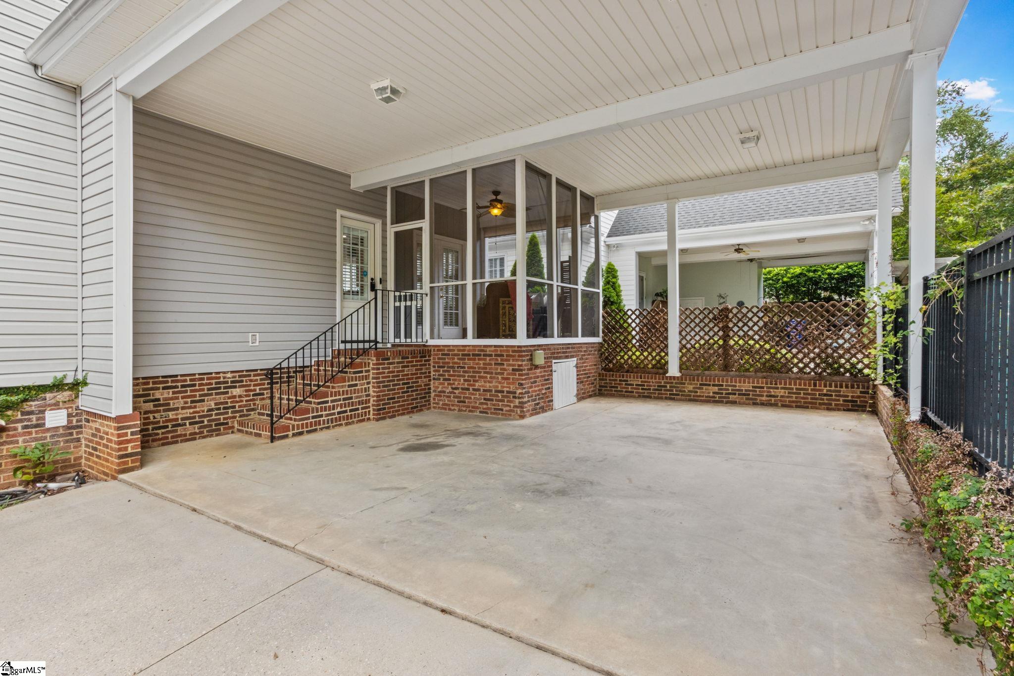 15 Crabapple Court Property Photo 43