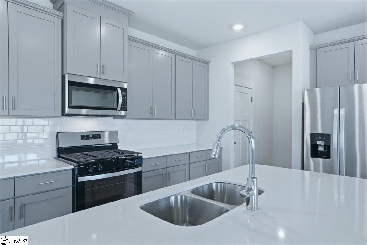 411 Ragland Avenue Property Photo 11