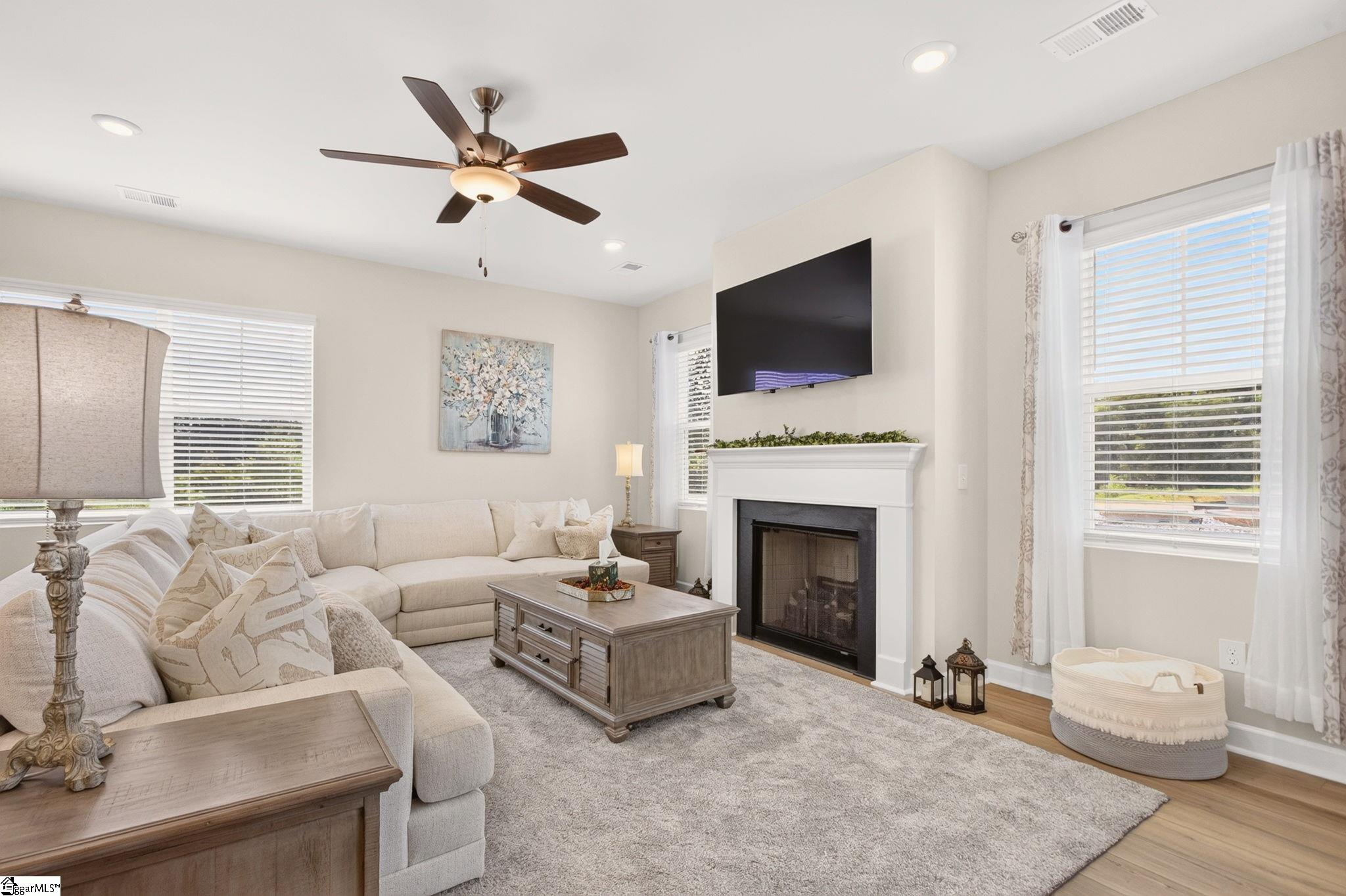 1528 Yellowwood Court Property Photo 14