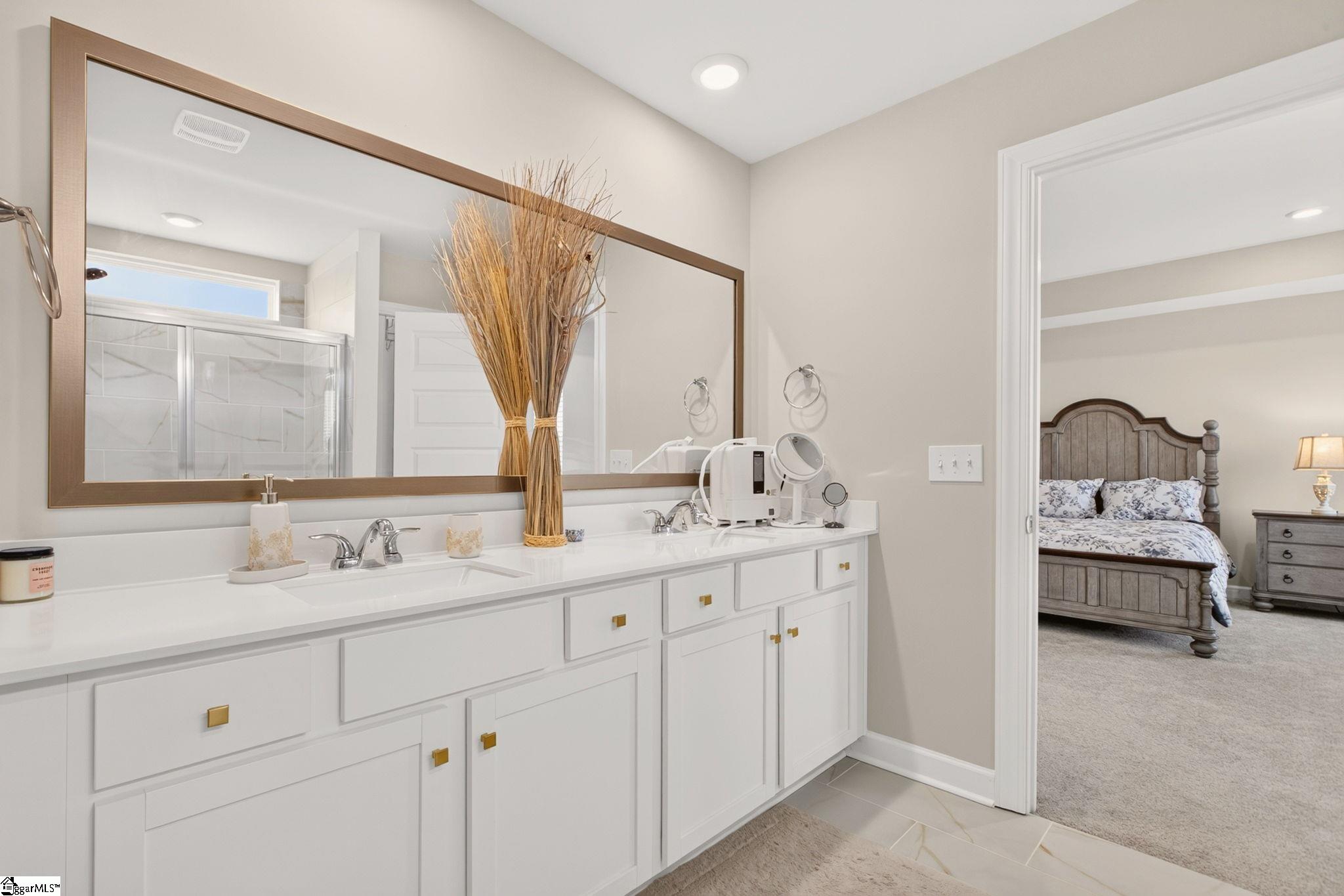 1528 Yellowwood Court Property Photo 34