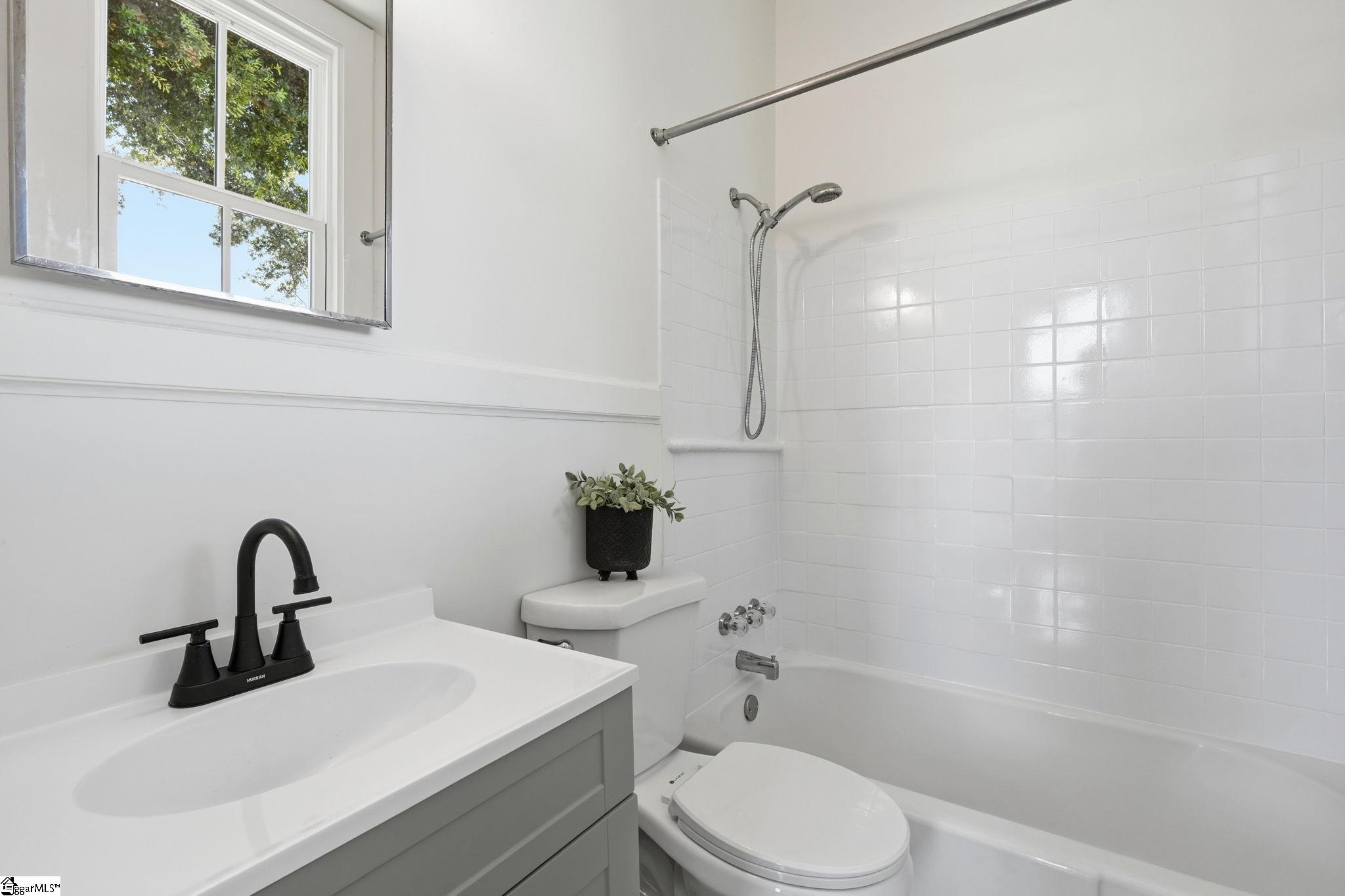 405 Perry Avenue Property Photo 26