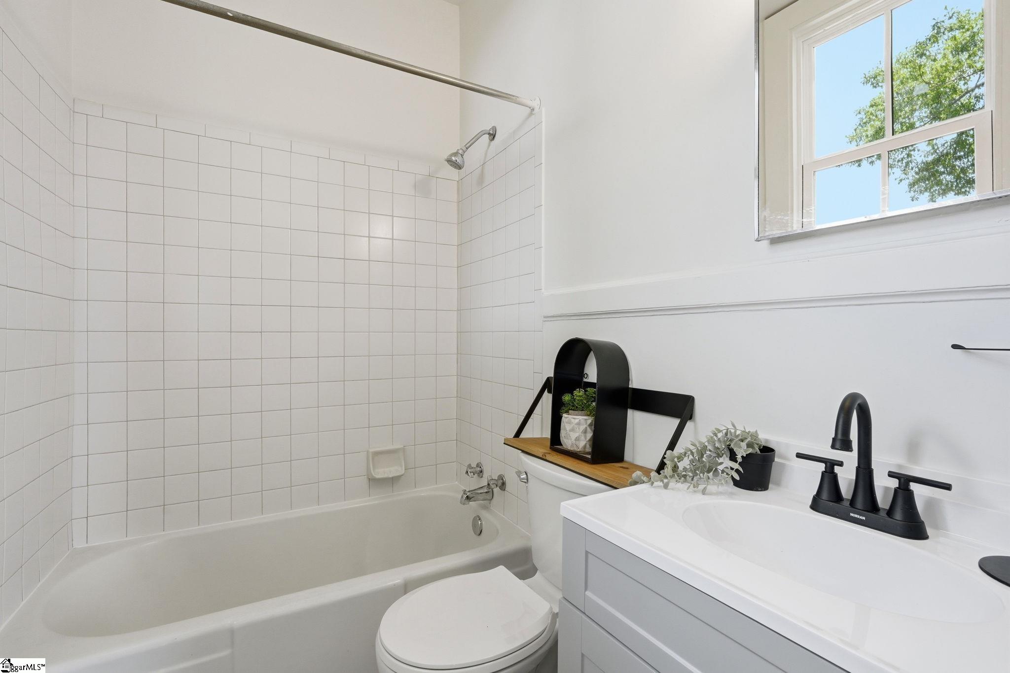 405 Perry Avenue Property Photo 32