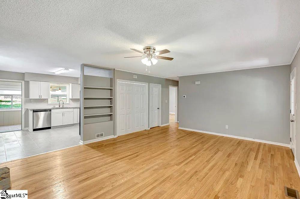 206 Pecan Drive Property Photo 7