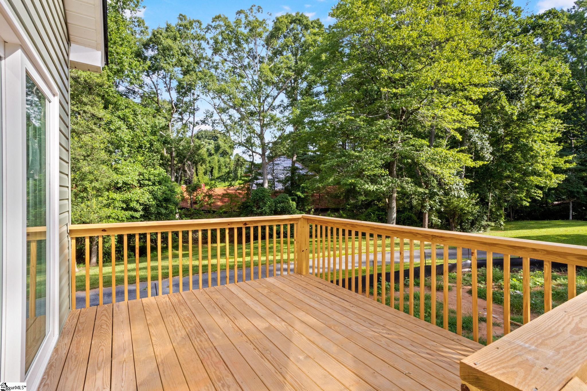 138 Deerfield Drive Property Photo 23