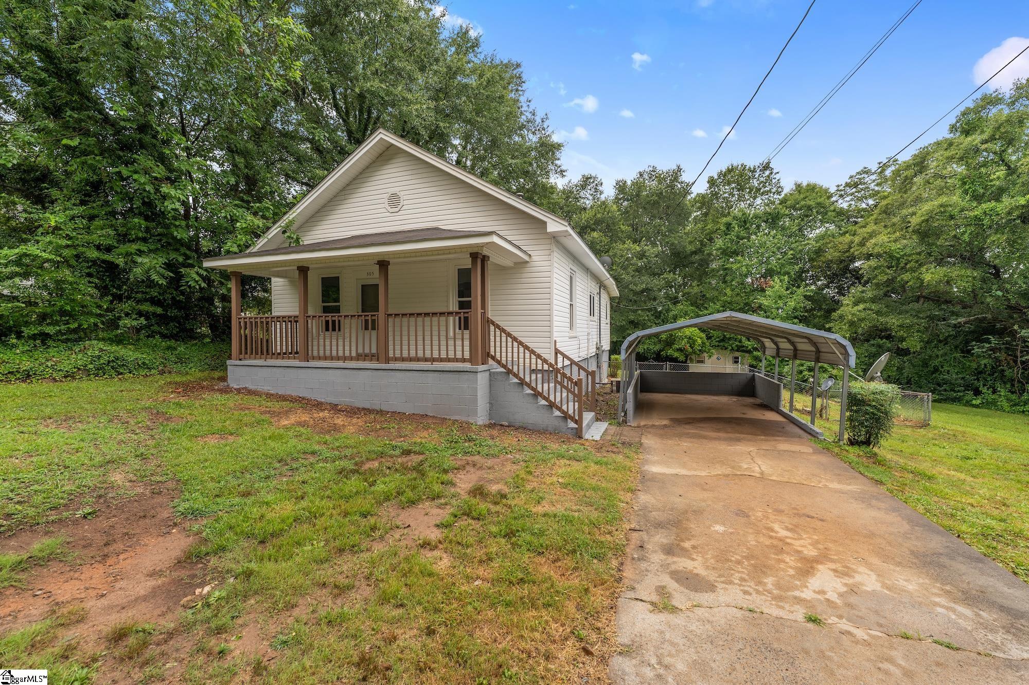 305 Glazner Street Property Photo 3