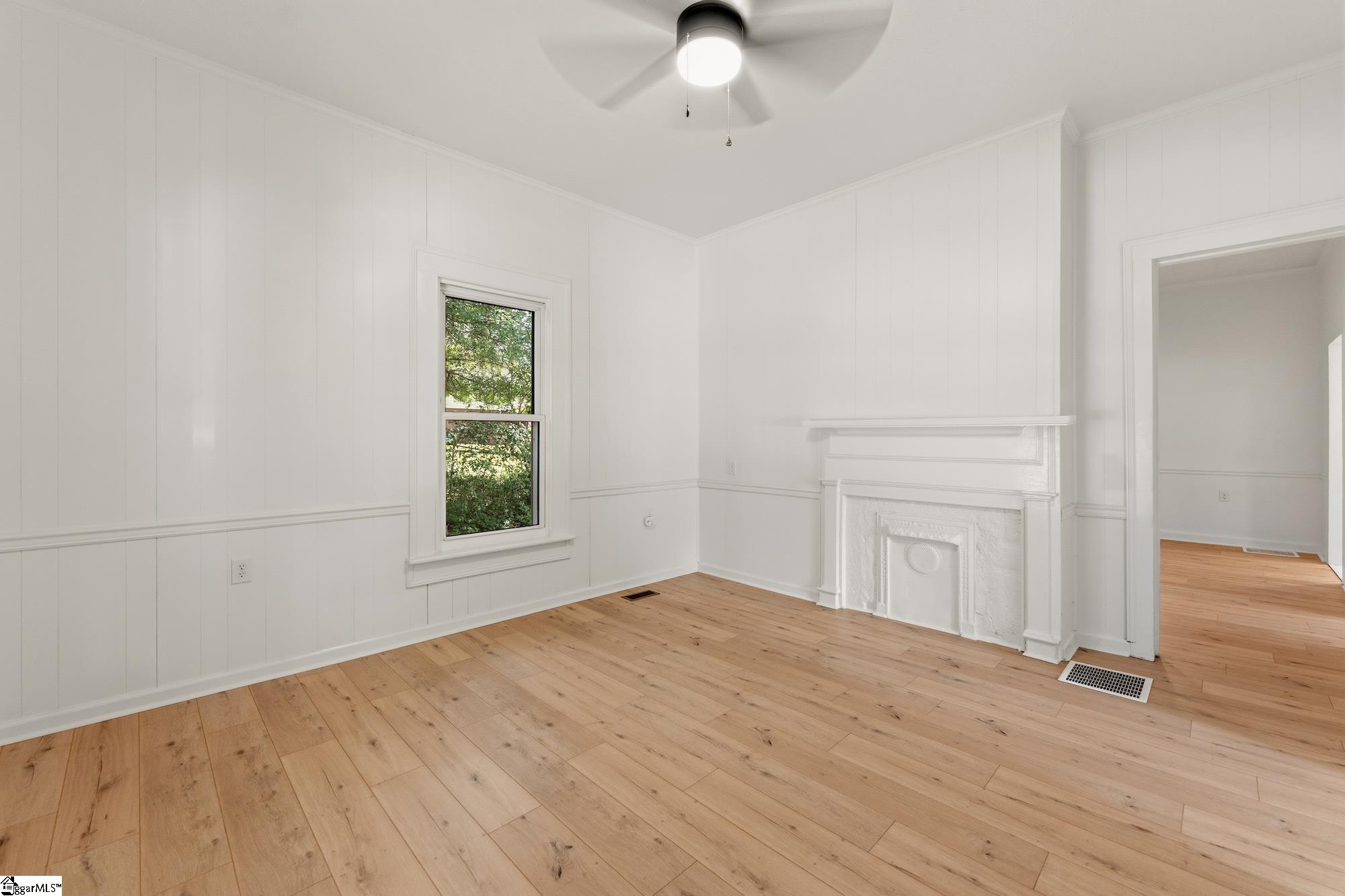 305 Glazner Street Property Photo 5