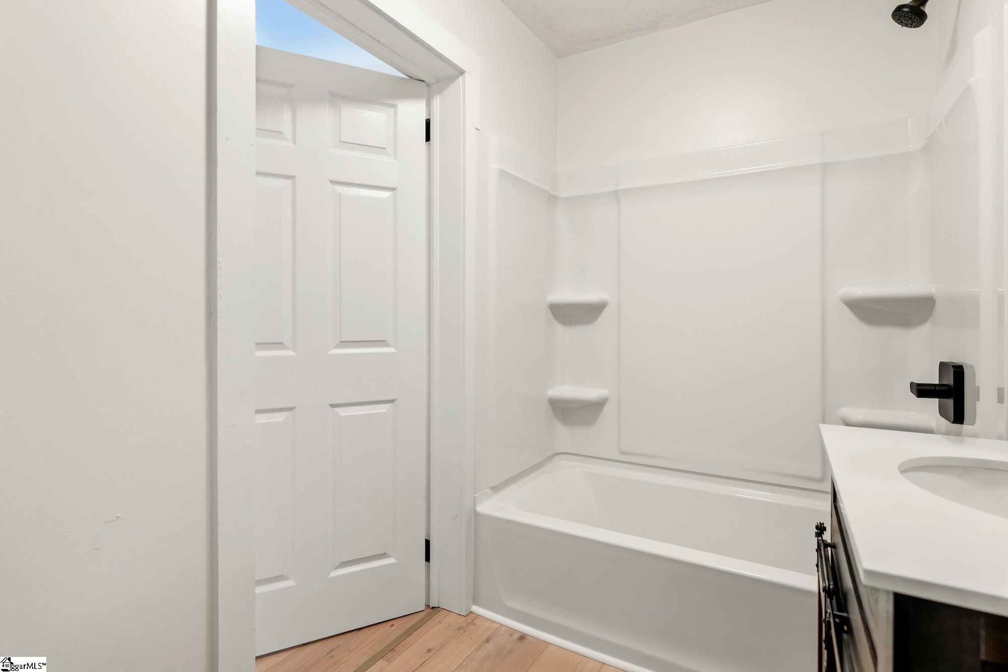 305 Glazner Street Property Photo 13