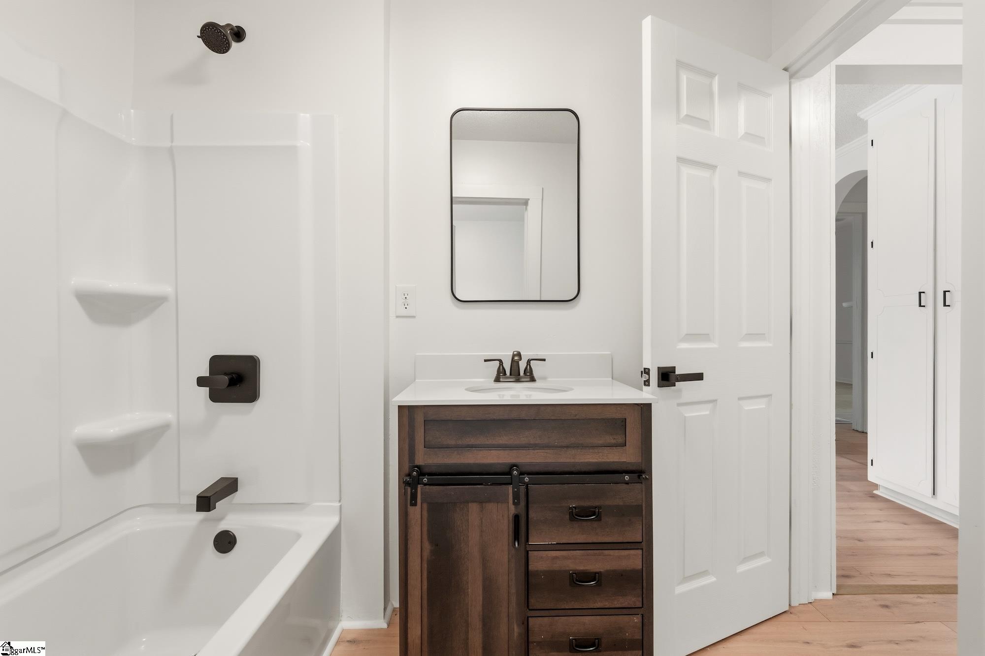 305 Glazner Street Property Photo 14