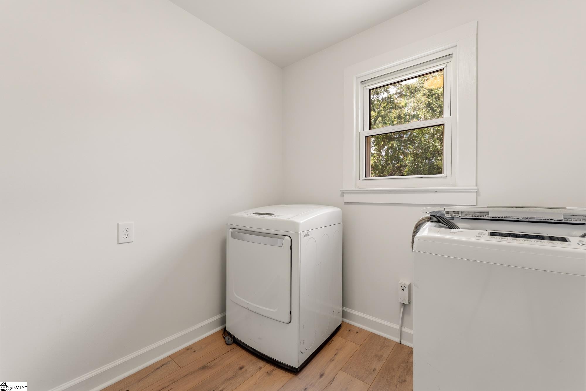 305 Glazner Street Property Photo 15