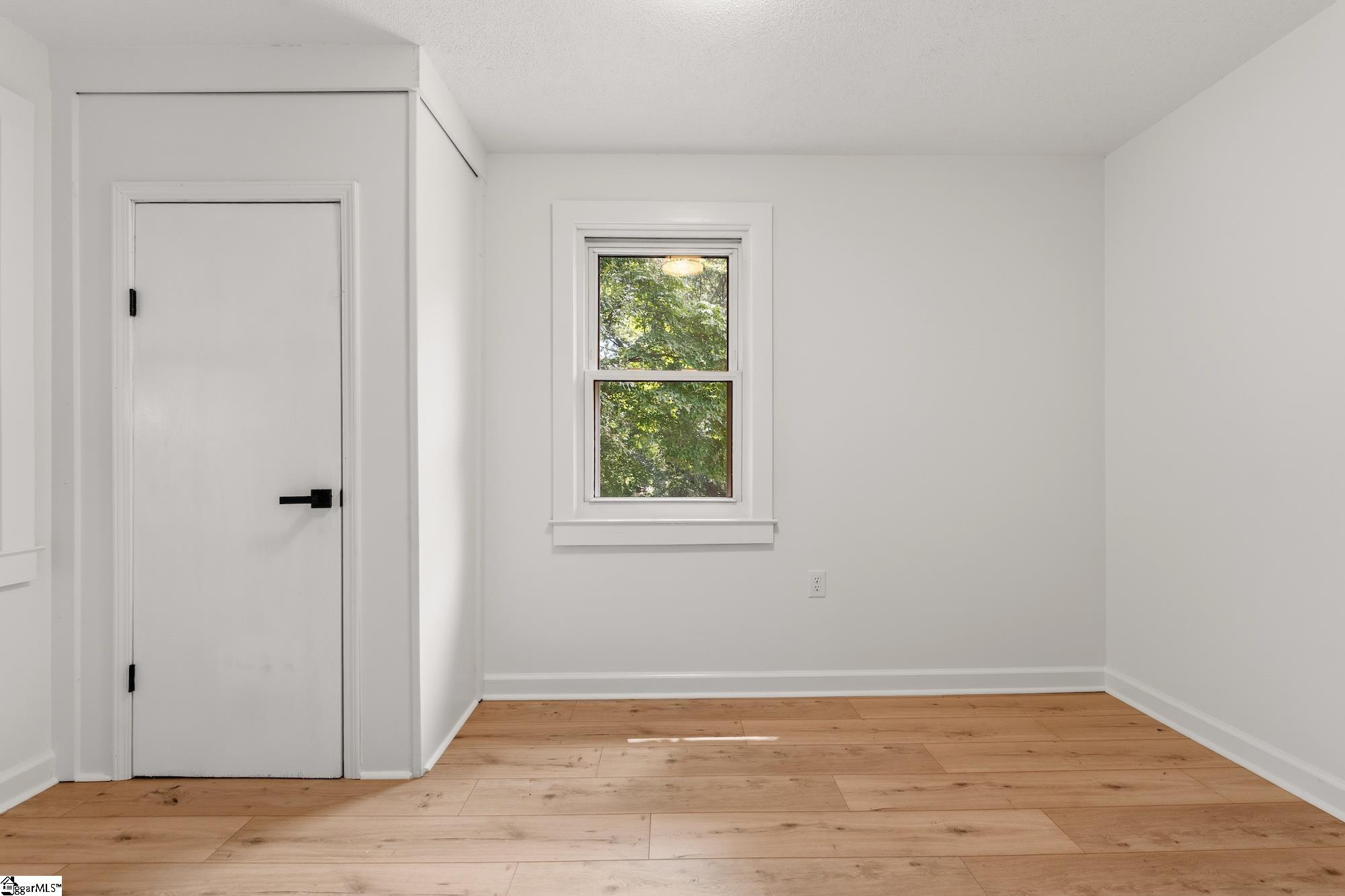 305 Glazner Street Property Photo 16