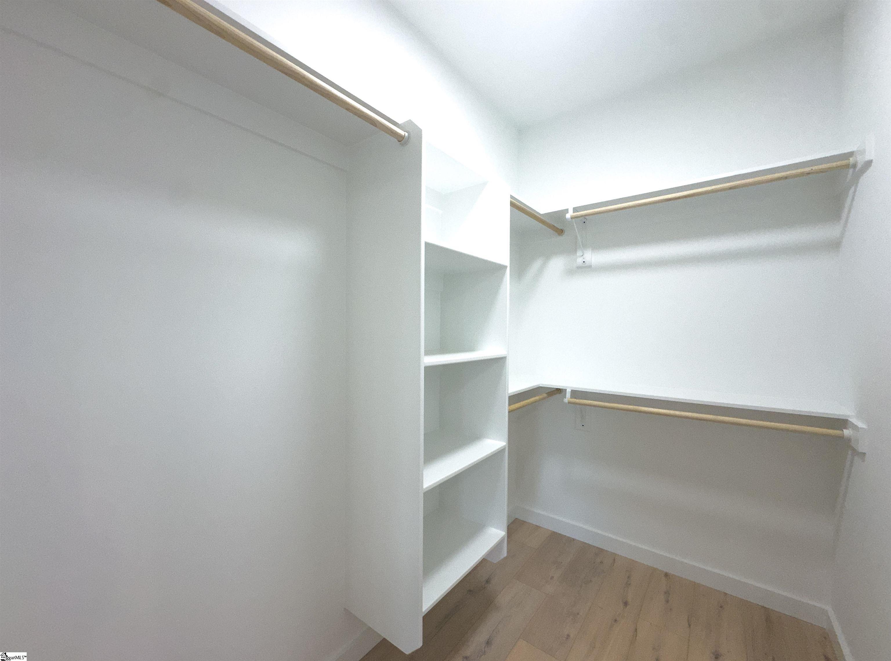 193 Wood Street Property Photo 35
