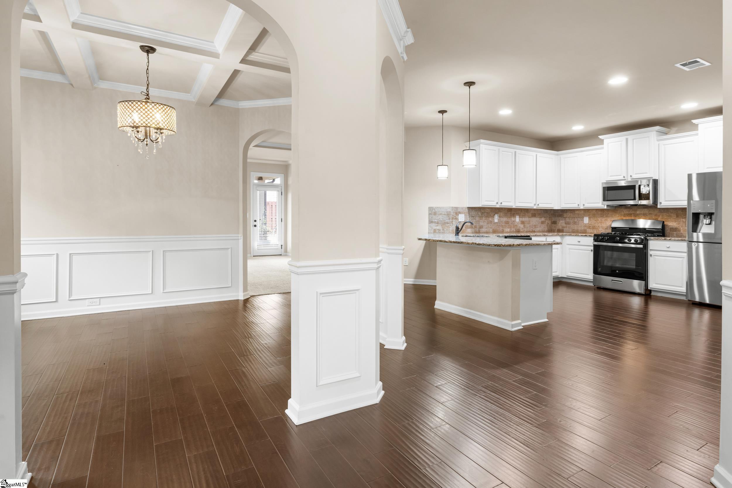 310 Turkey Run Property Photo 6