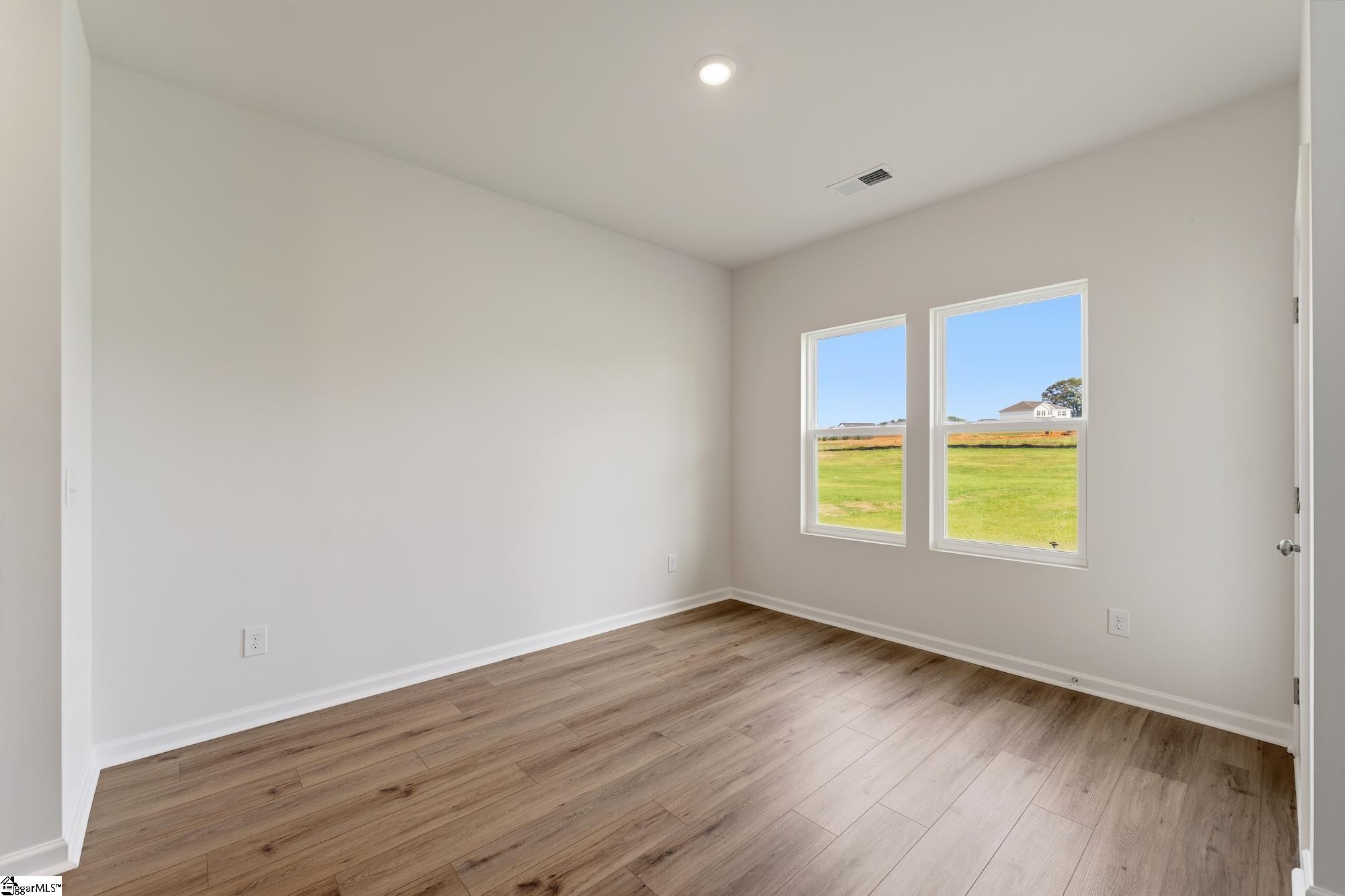5022 Radley Road Property Photo 5