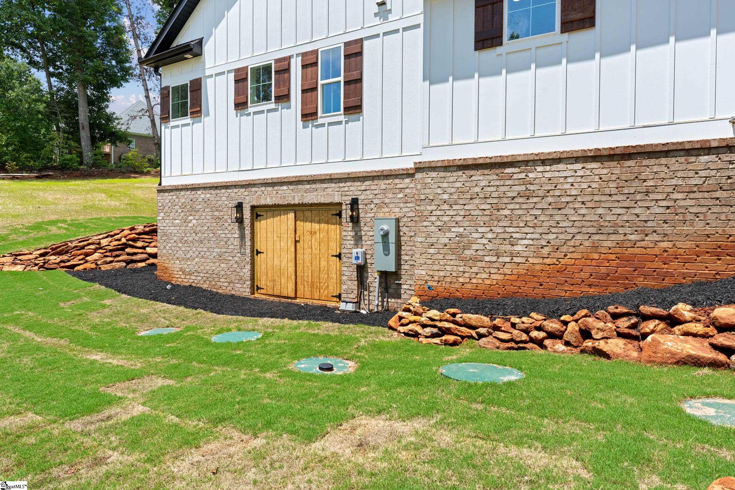 213 Club View Drive Property Photo 45