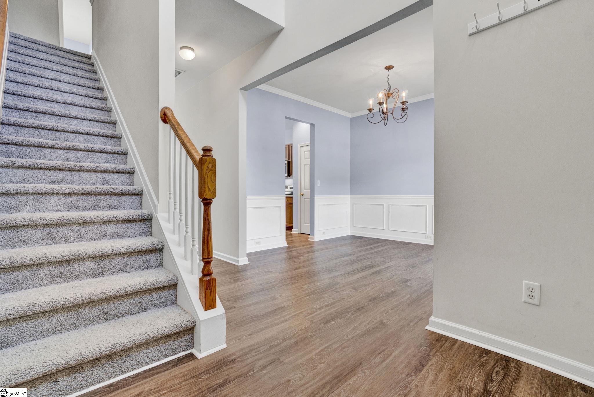 7 Frostweed Court Property Photo 2
