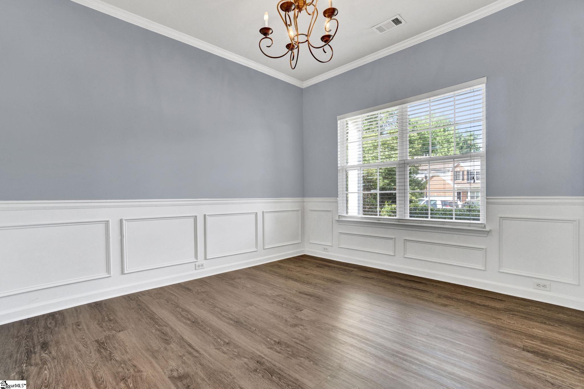7 Frostweed Court Property Photo 5