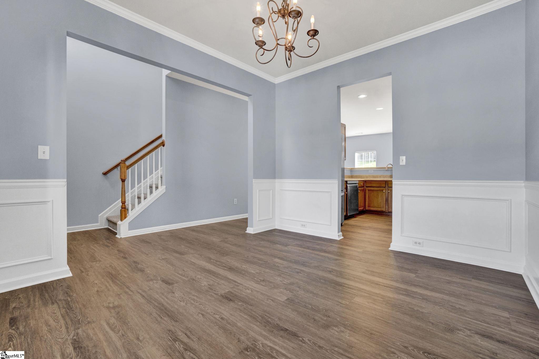 7 Frostweed Court Property Photo 6