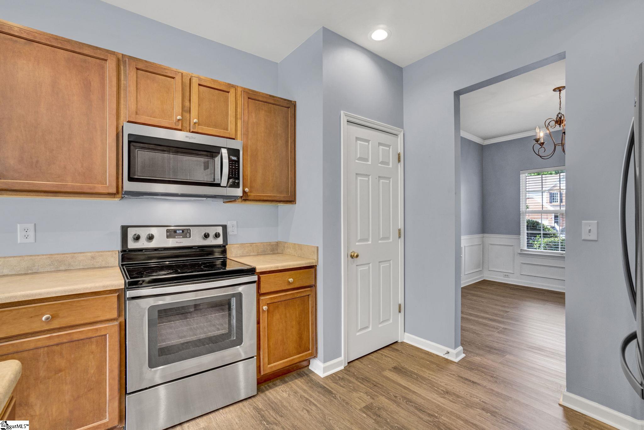 7 Frostweed Court Property Photo 9