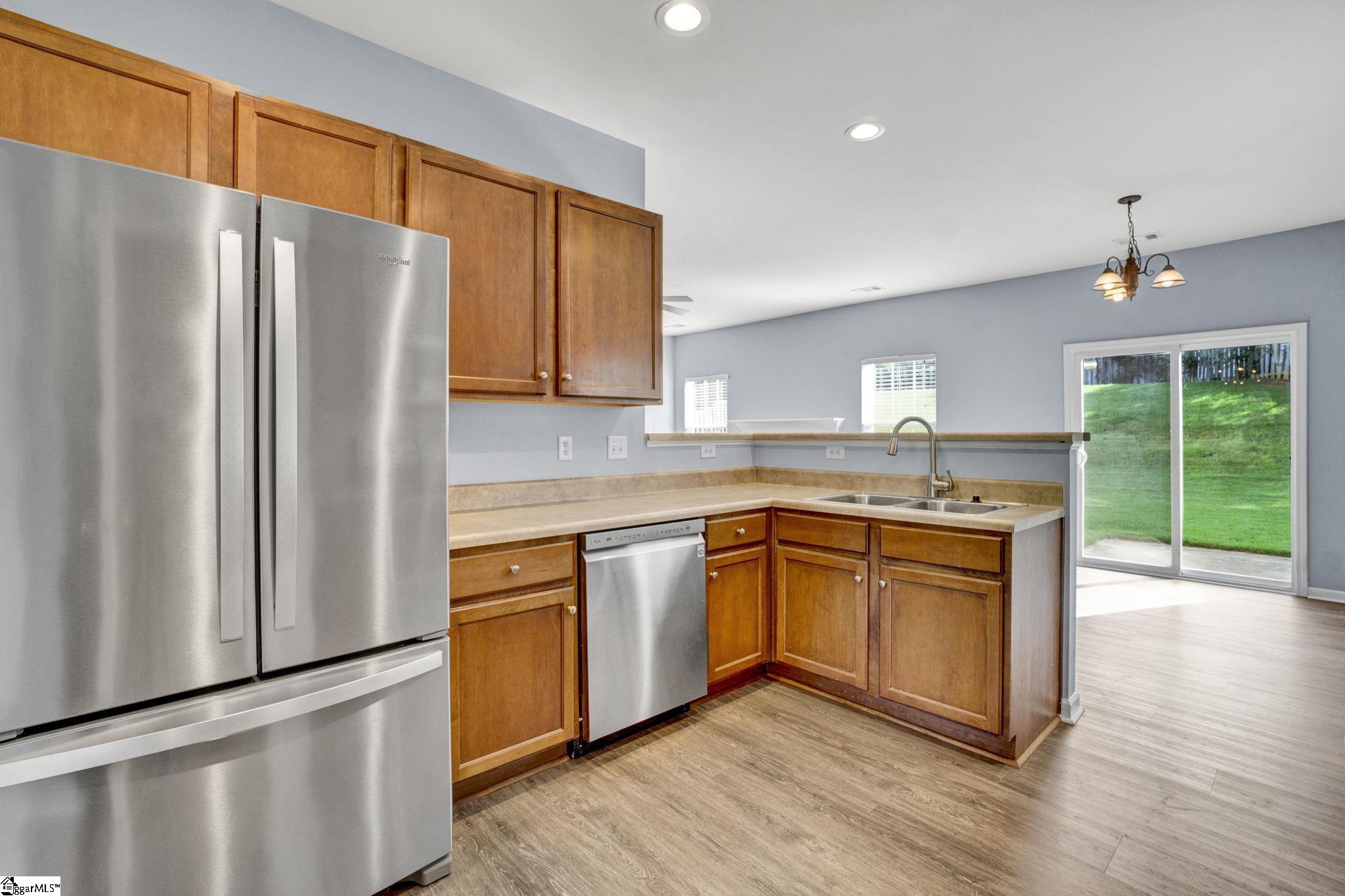 7 Frostweed Court Property Photo 10