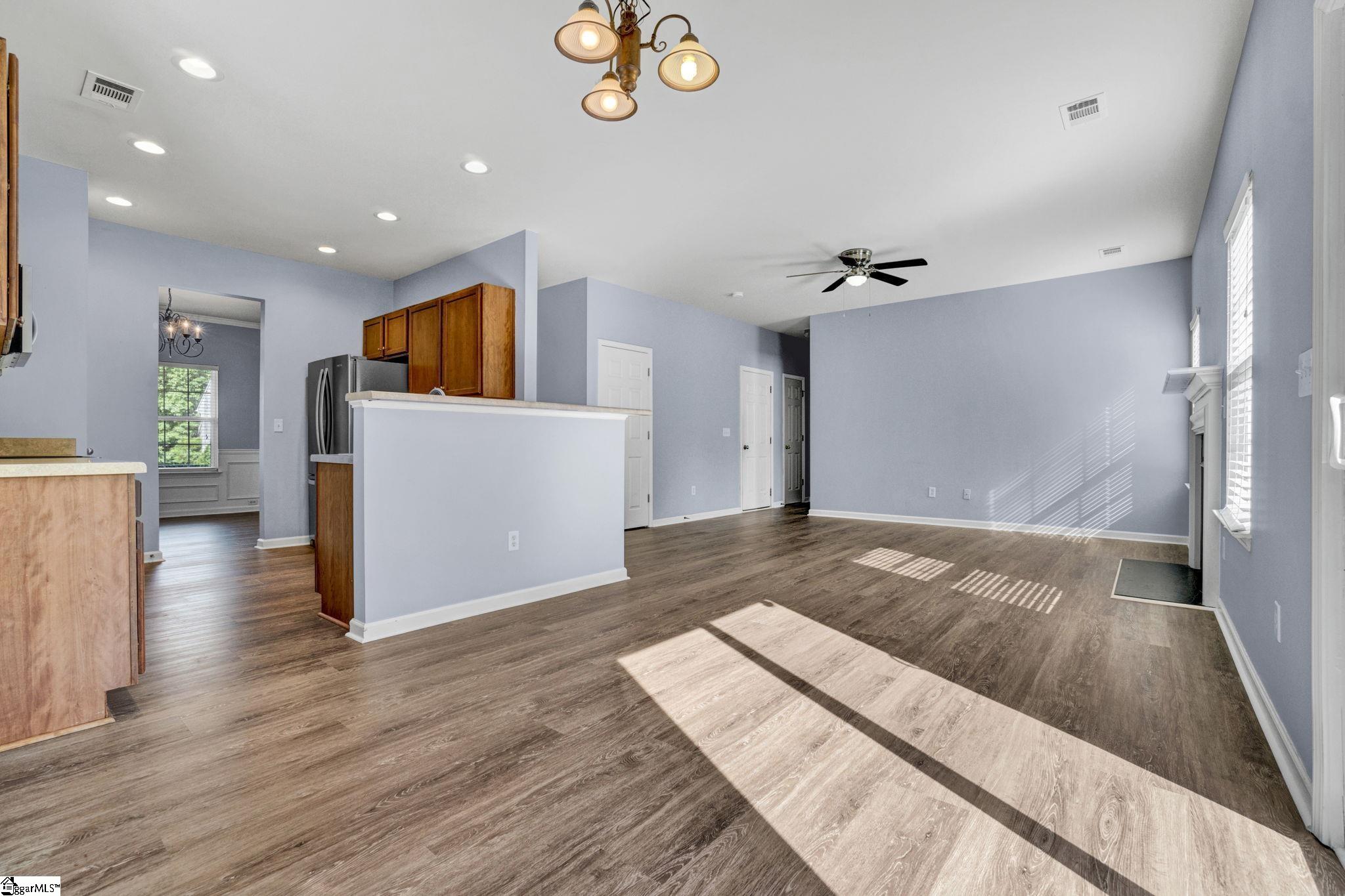 7 Frostweed Court Property Photo 14
