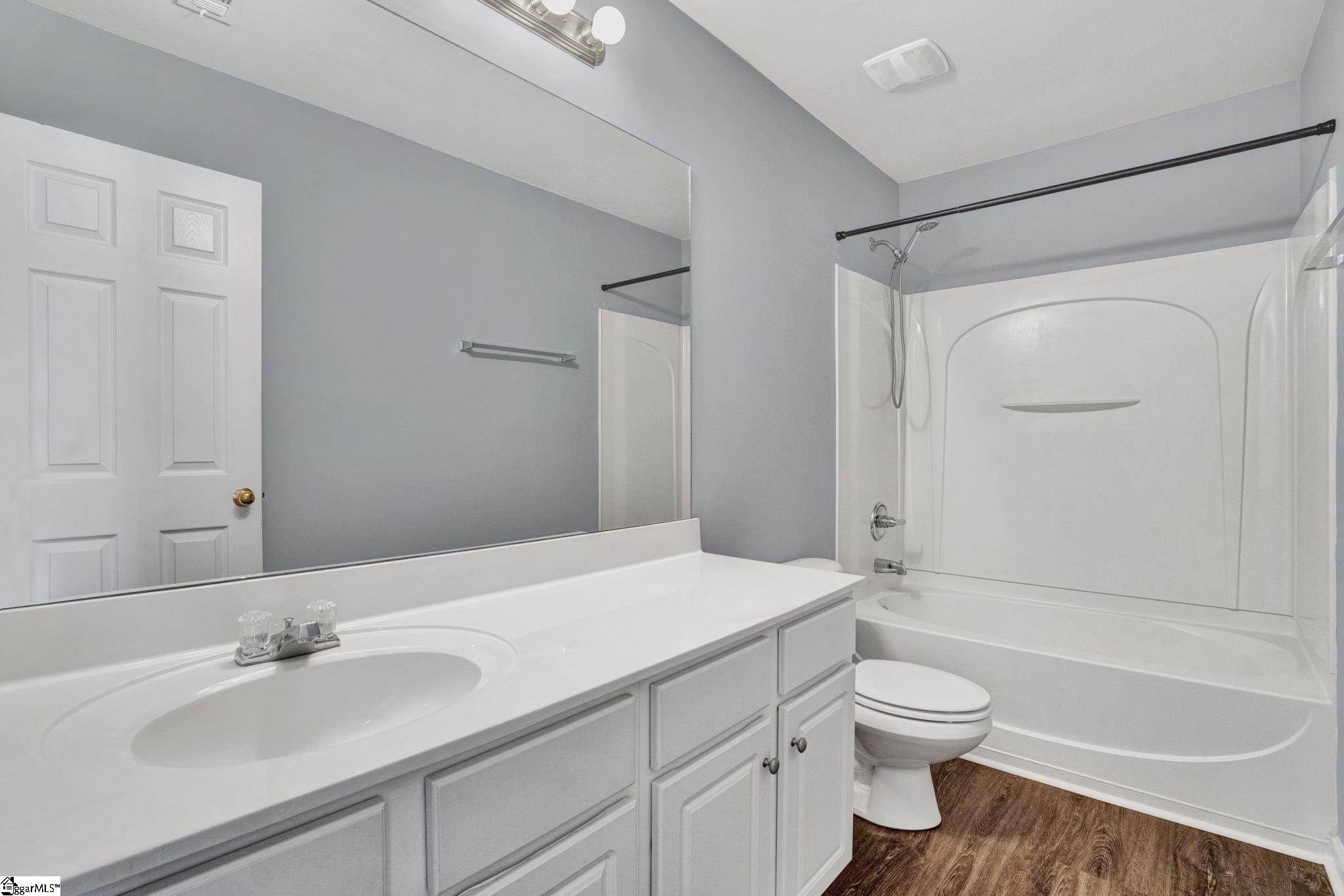 7 Frostweed Court Property Photo 29