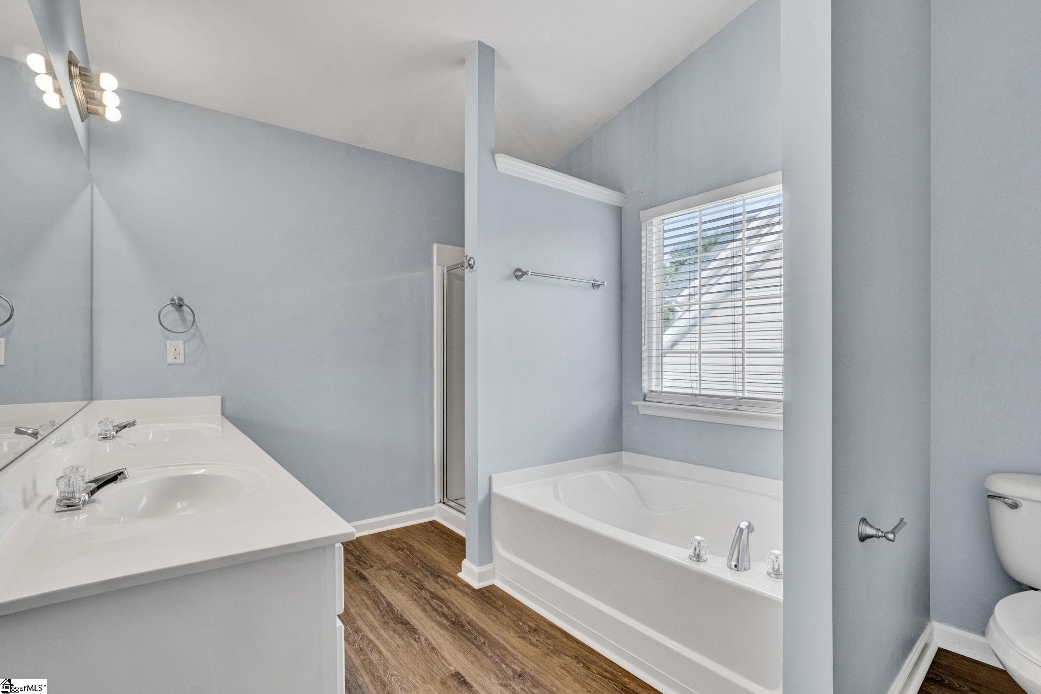 7 Frostweed Court Property Photo 40
