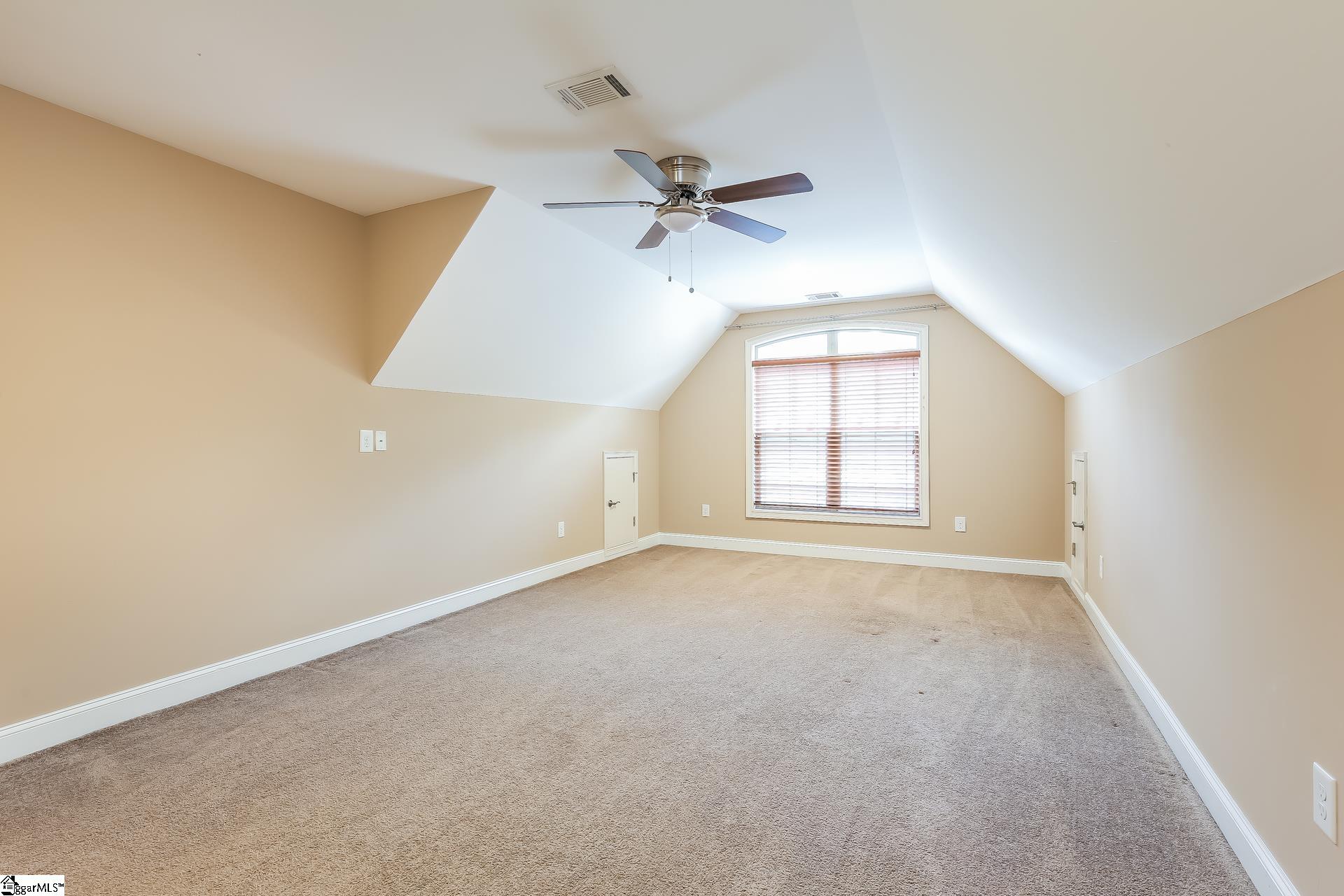 213 Bell Heather Lane Property Photo 17