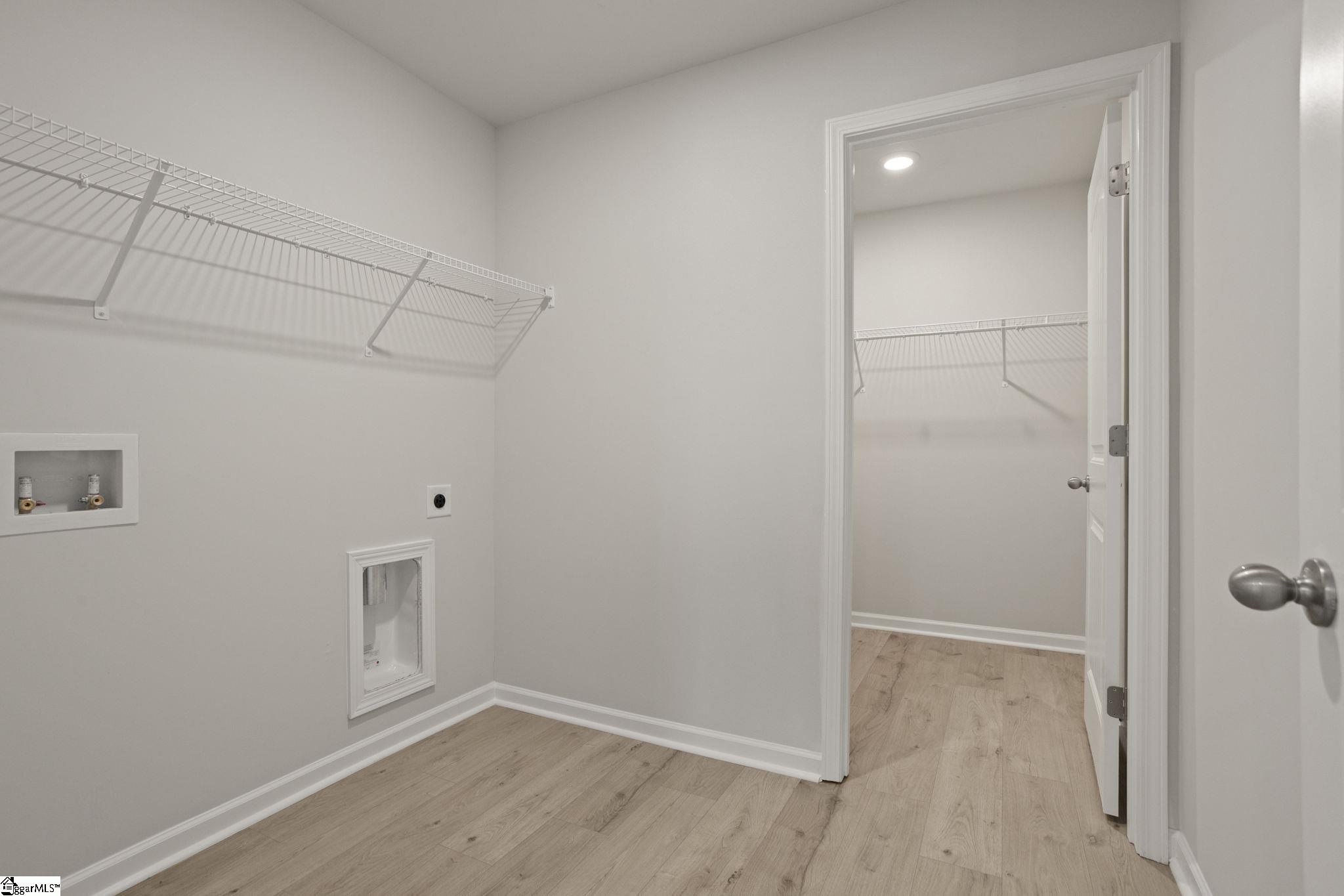 204 Juniper Valley Circle Property Photo 4