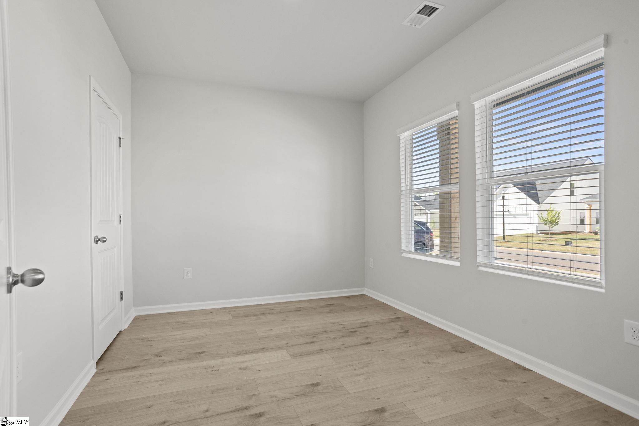 204 Juniper Valley Circle Property Photo 5