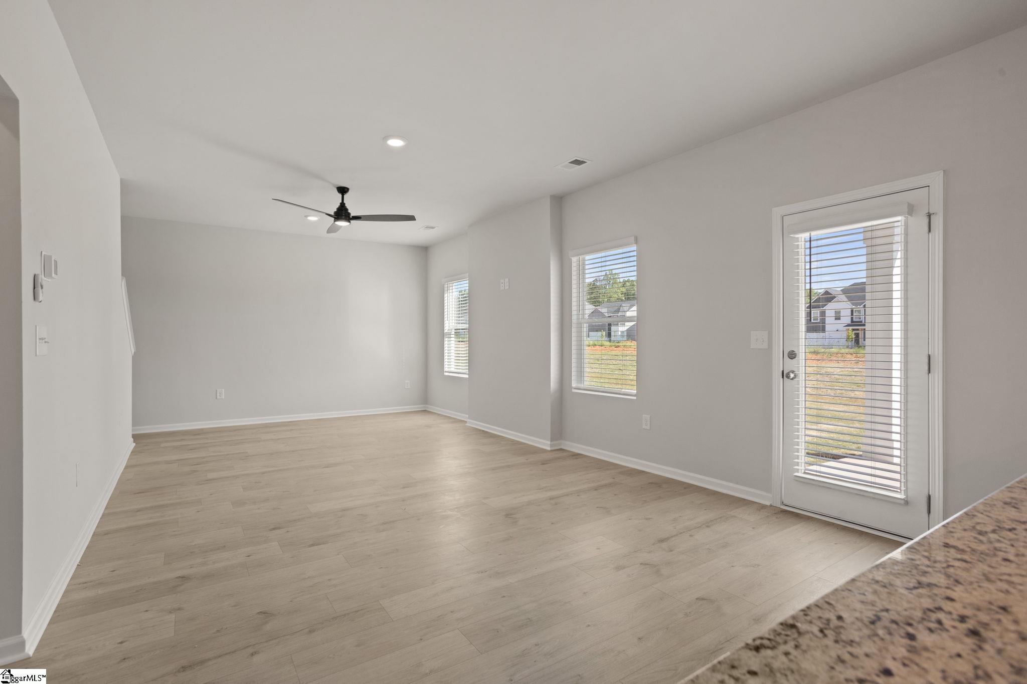 204 Juniper Valley Circle Property Photo 7