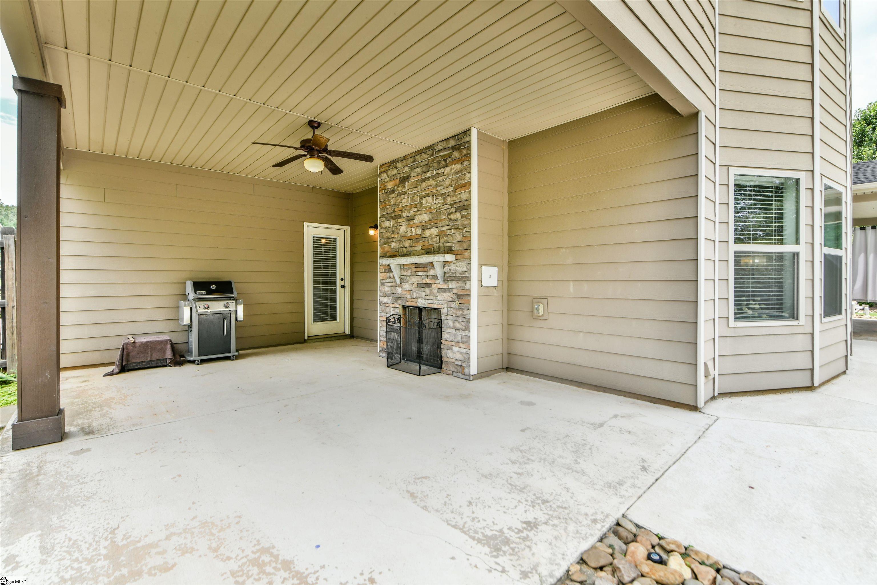 19 Bellagio Way Property Photo 7
