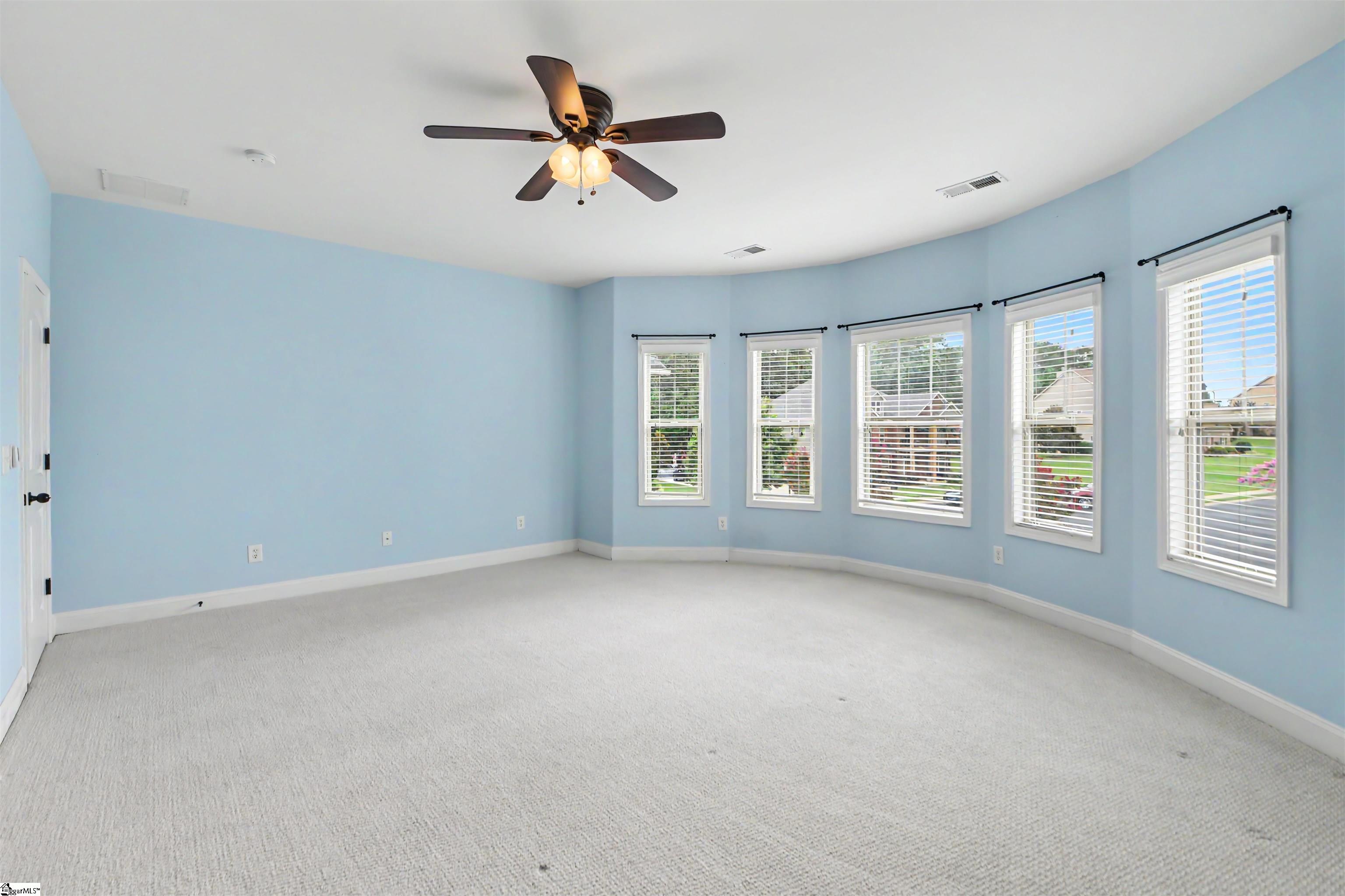 19 Bellagio Way Property Photo 33