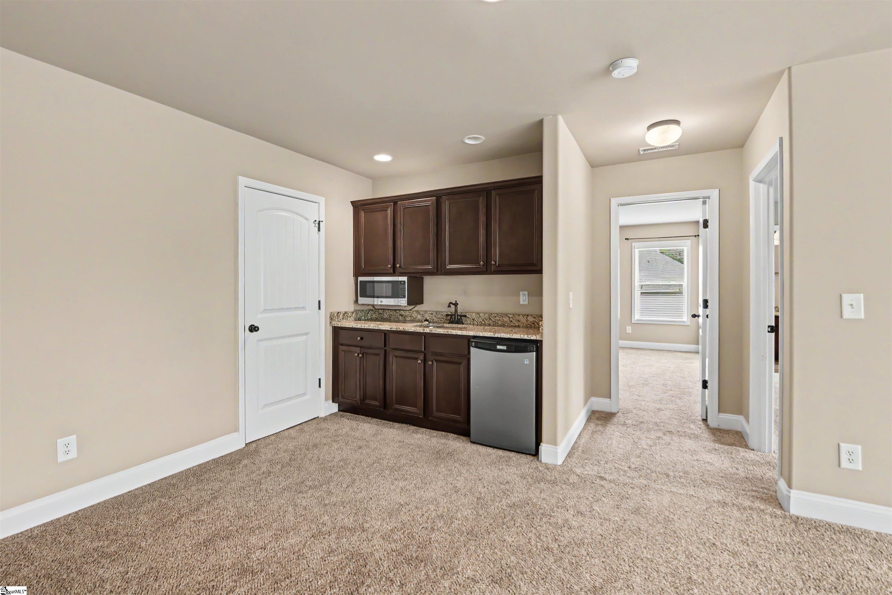 19 Bellagio Way Property Photo 40