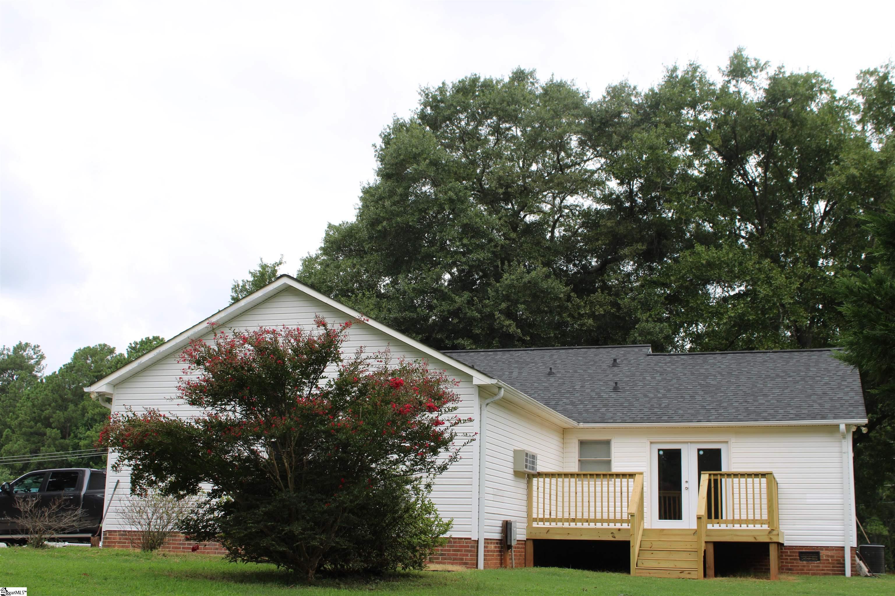 1059 Otts Shoals Road Property Photo 3