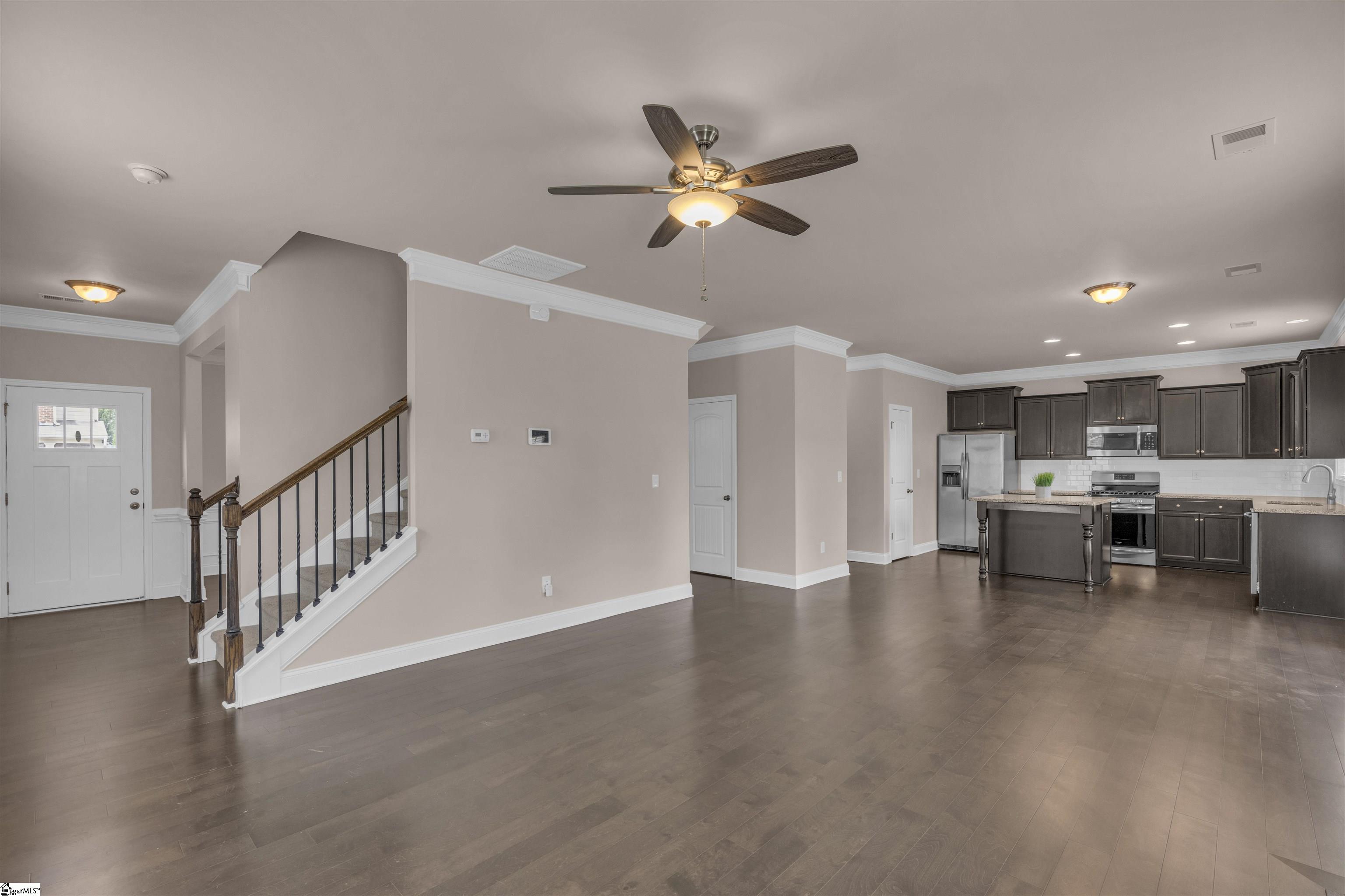 210 Redmont Court Property Photo 4