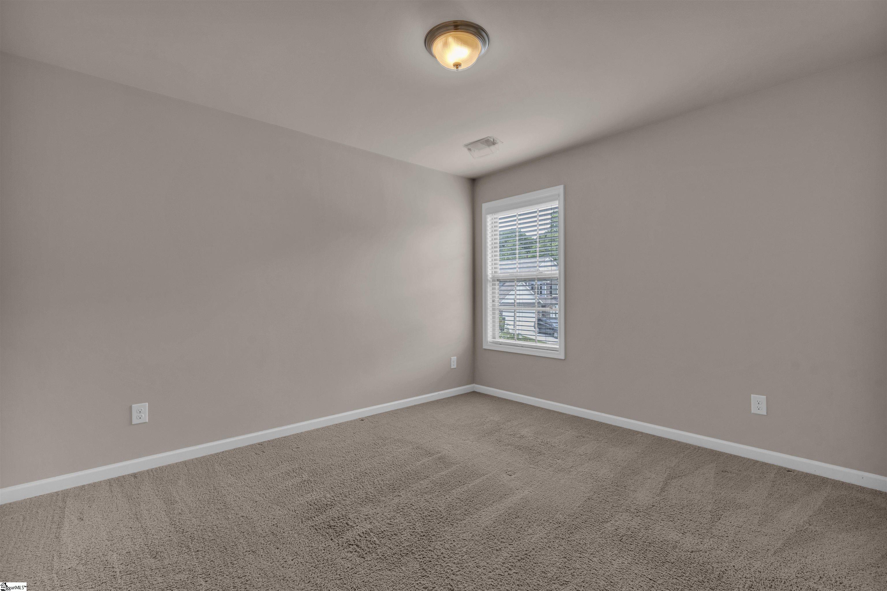 210 Redmont Court Property Photo 16