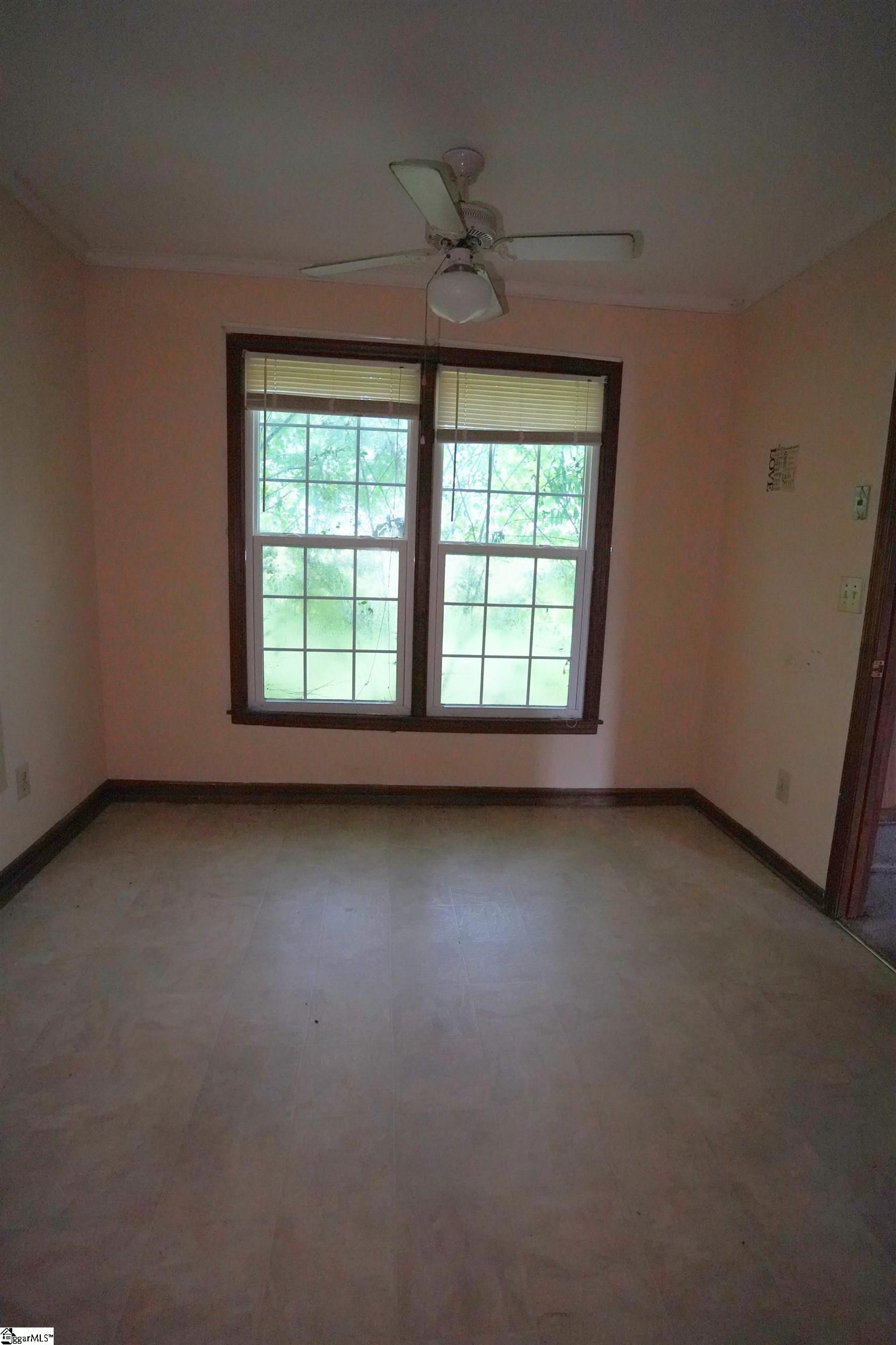 100 Crowndale Drive Property Photo 9