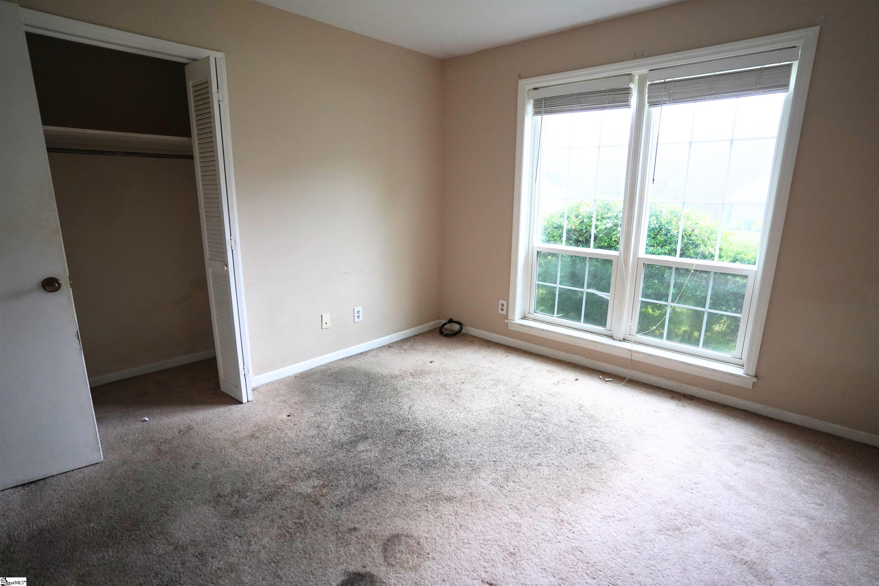 100 Crowndale Drive Property Photo 17