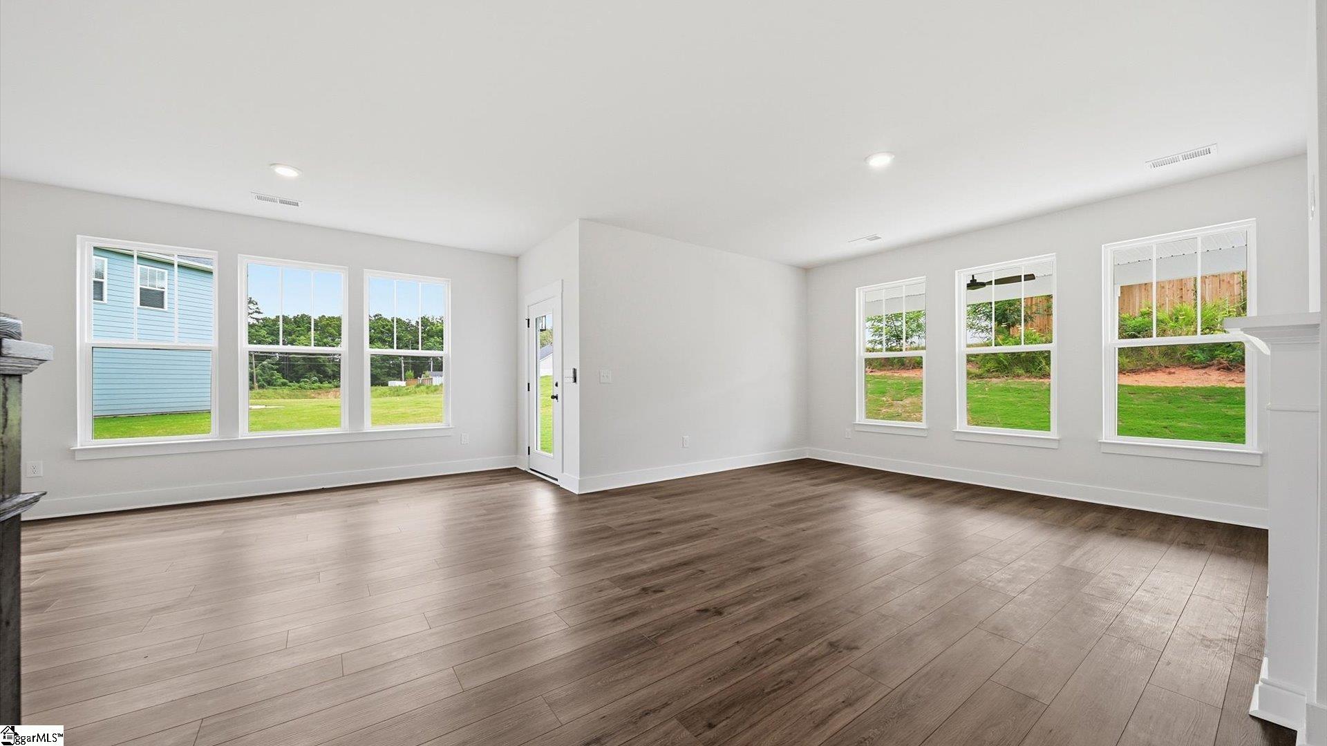 22 Long Branch Court Property Photo 11